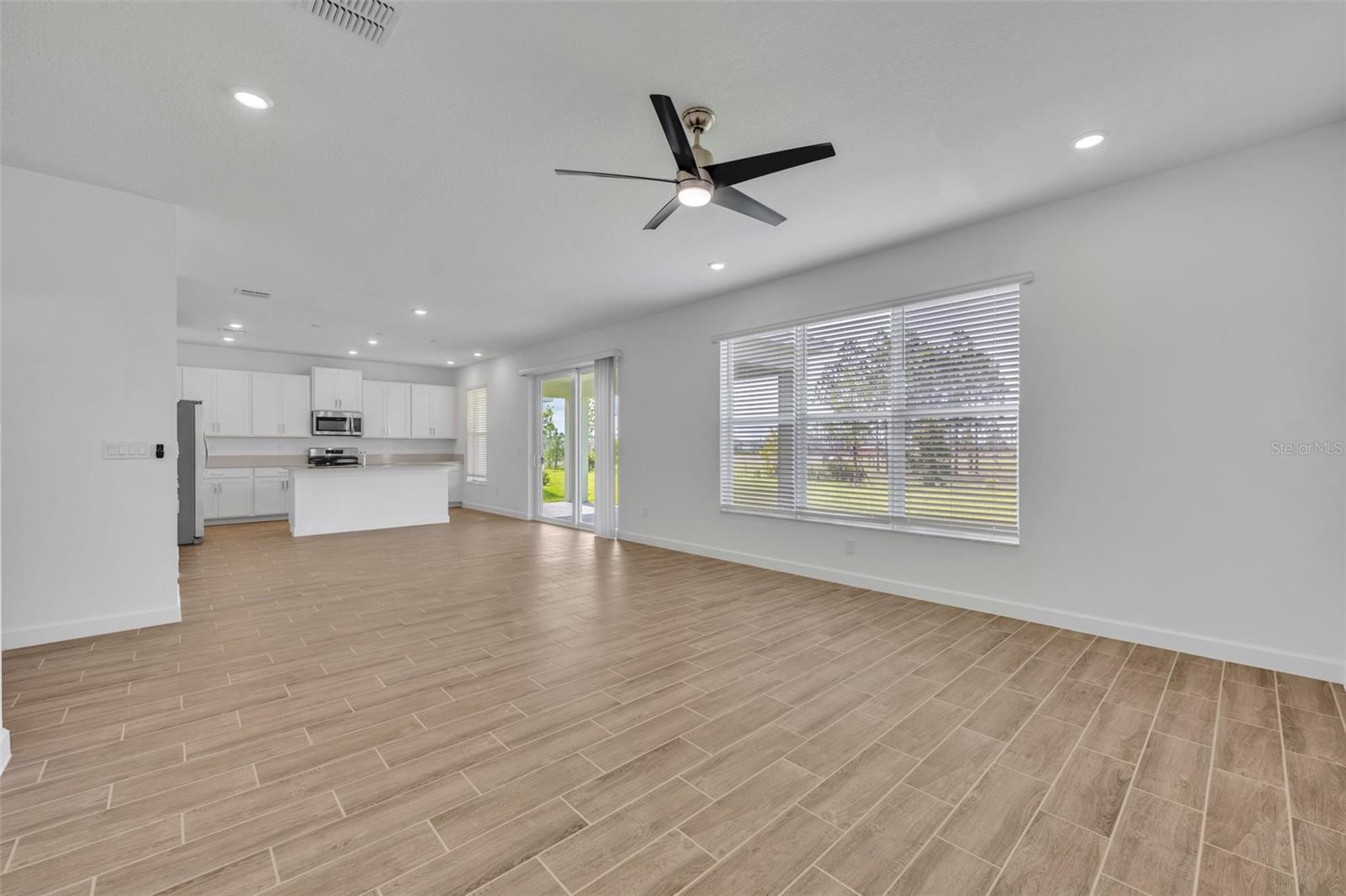 Image 12 of 47 For 1931 Marigold Trail Nw