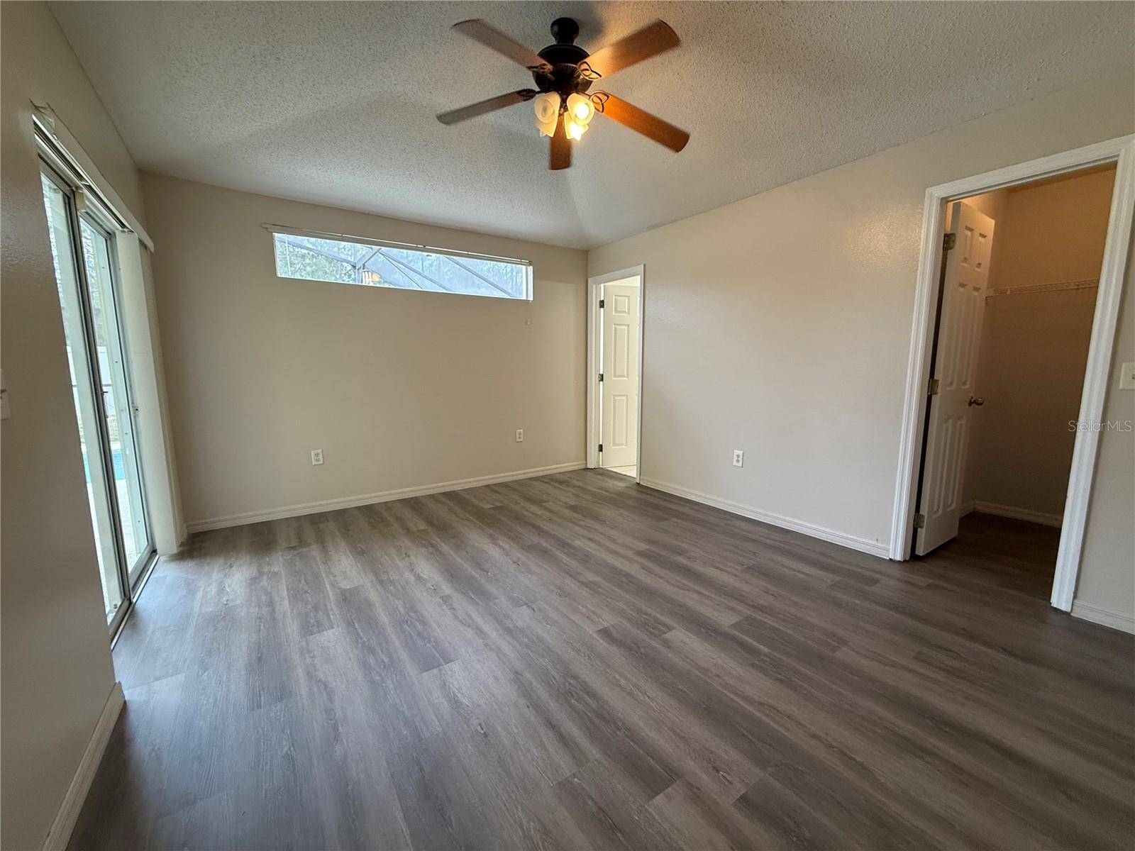 Image 13 of 15 For 722 Casterton Circle