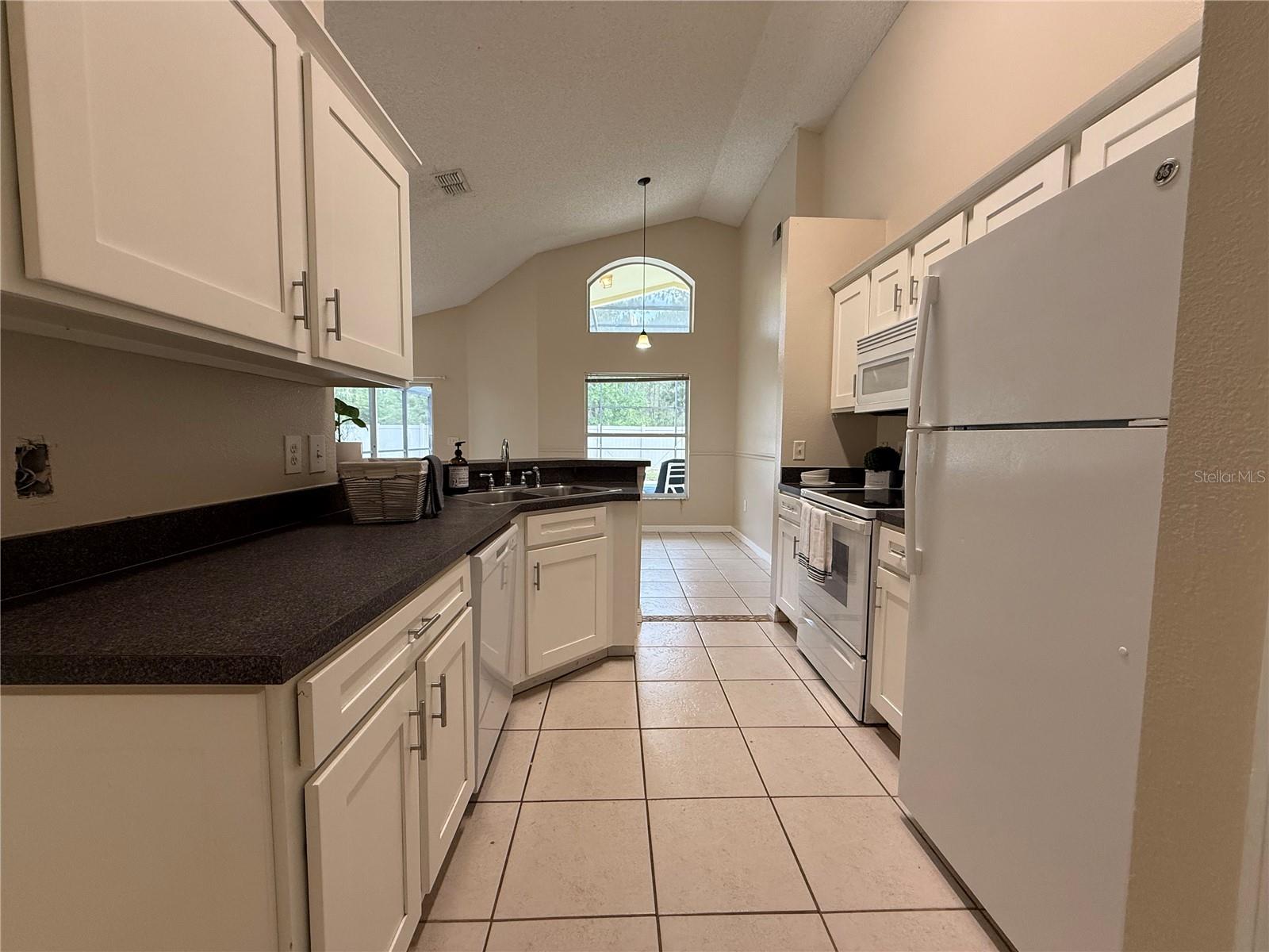 Image 5 of 15 For 722 Casterton Circle