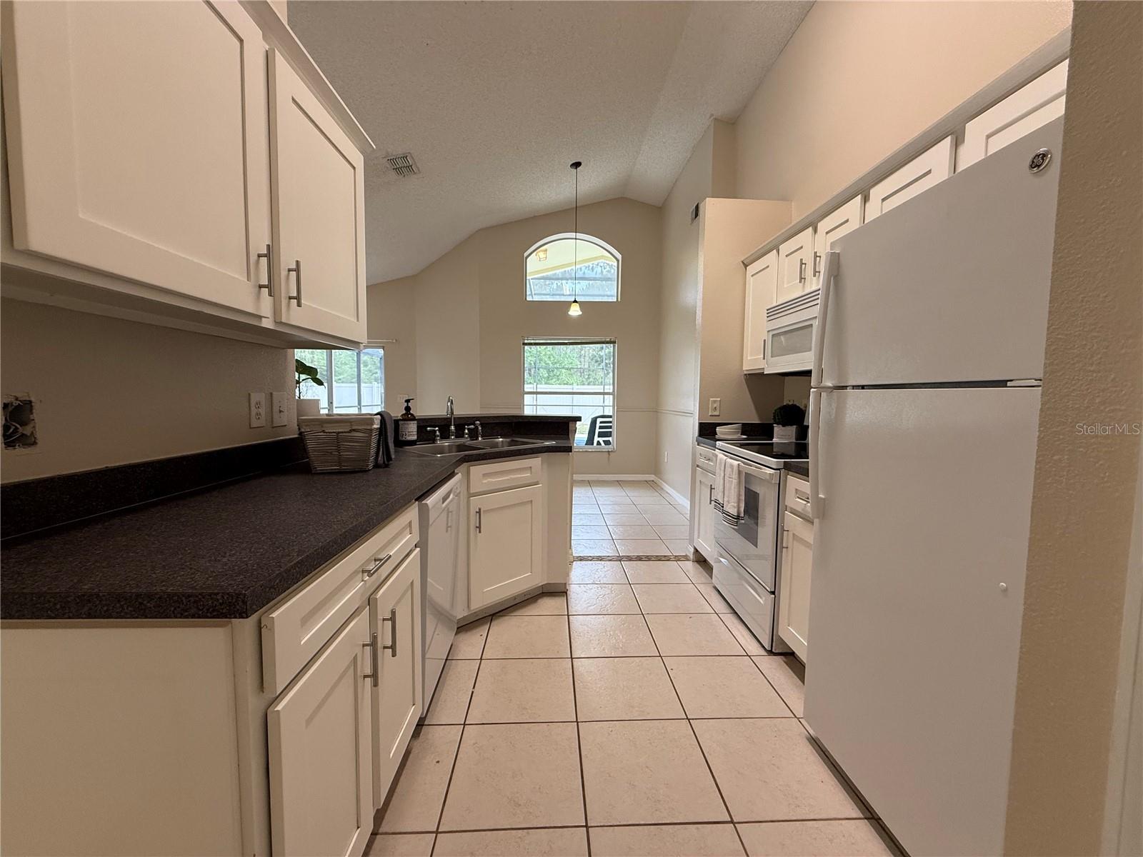 Image 6 of 15 For 722 Casterton Circle