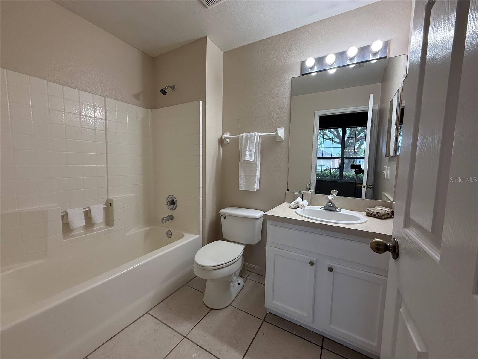 Image 9 of 15 For 722 Casterton Circle