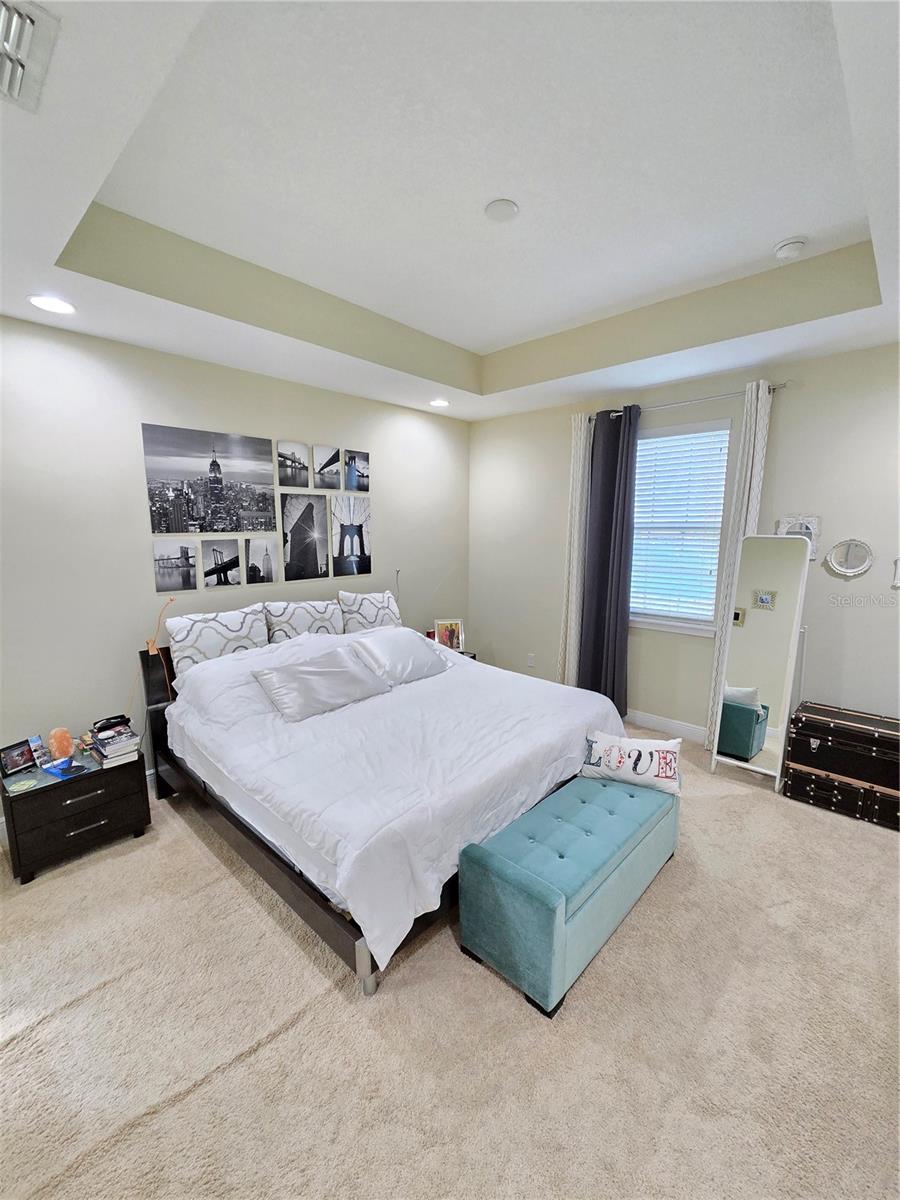 Listing photo id 9 for 14164 Swanley Street