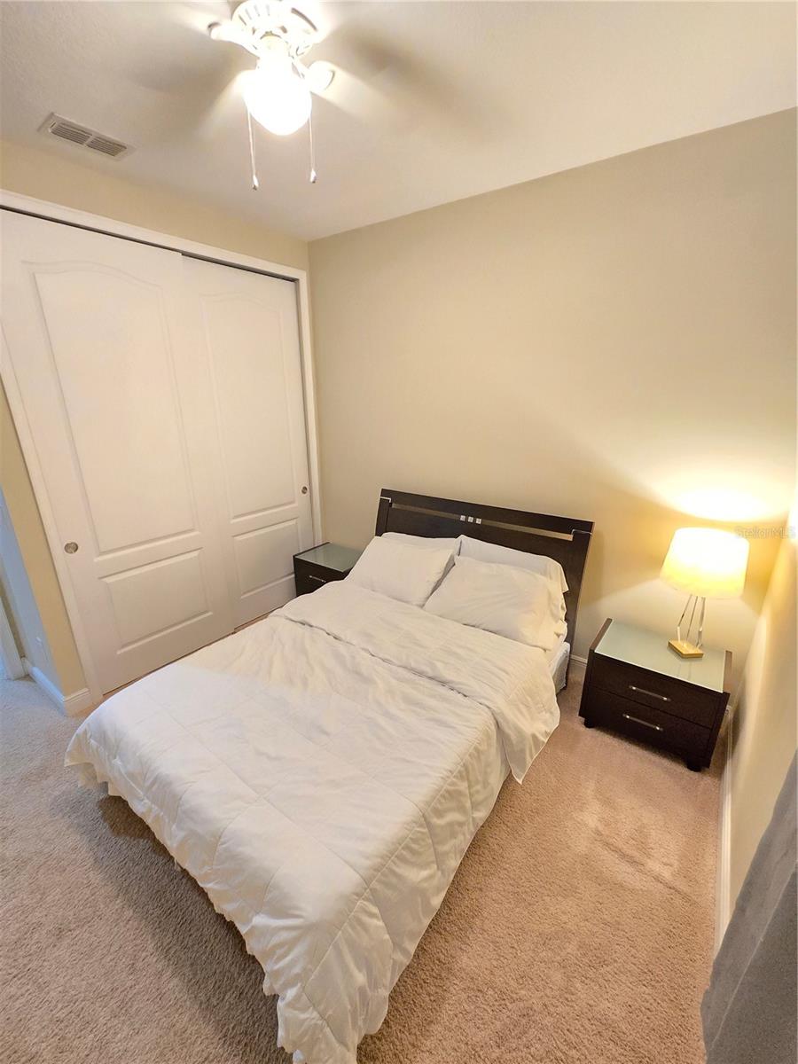 Listing photo id 6 for 14164 Swanley Street