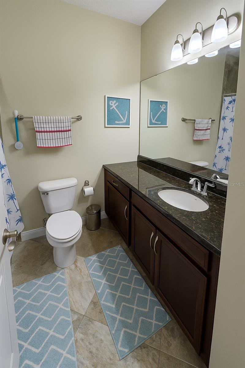Listing photo id 7 for 14164 Swanley Street