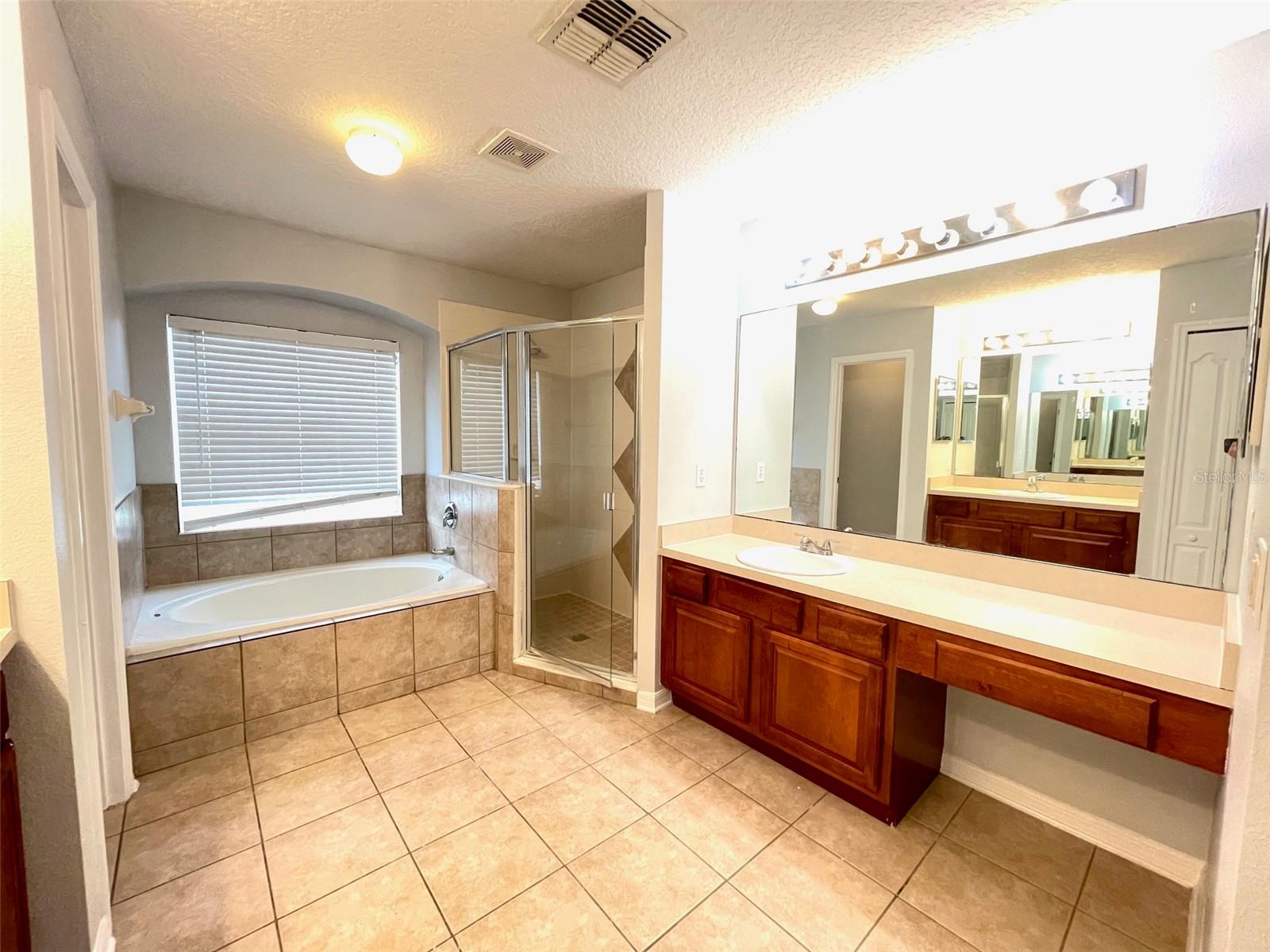 Image 10 of 15 For 445 Cortona Drive