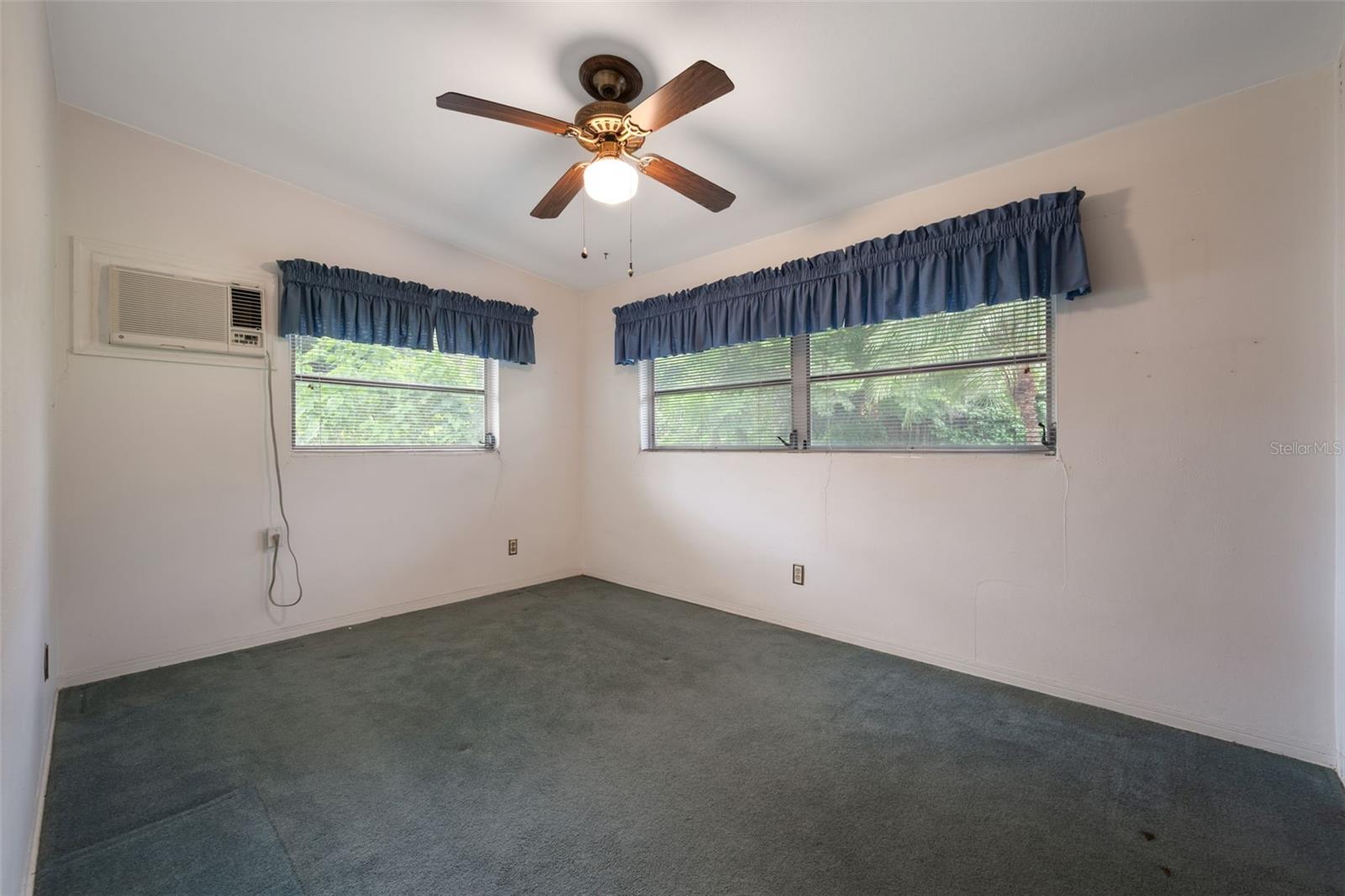 Image 11 of 21 For 209 Wilmer Avenue