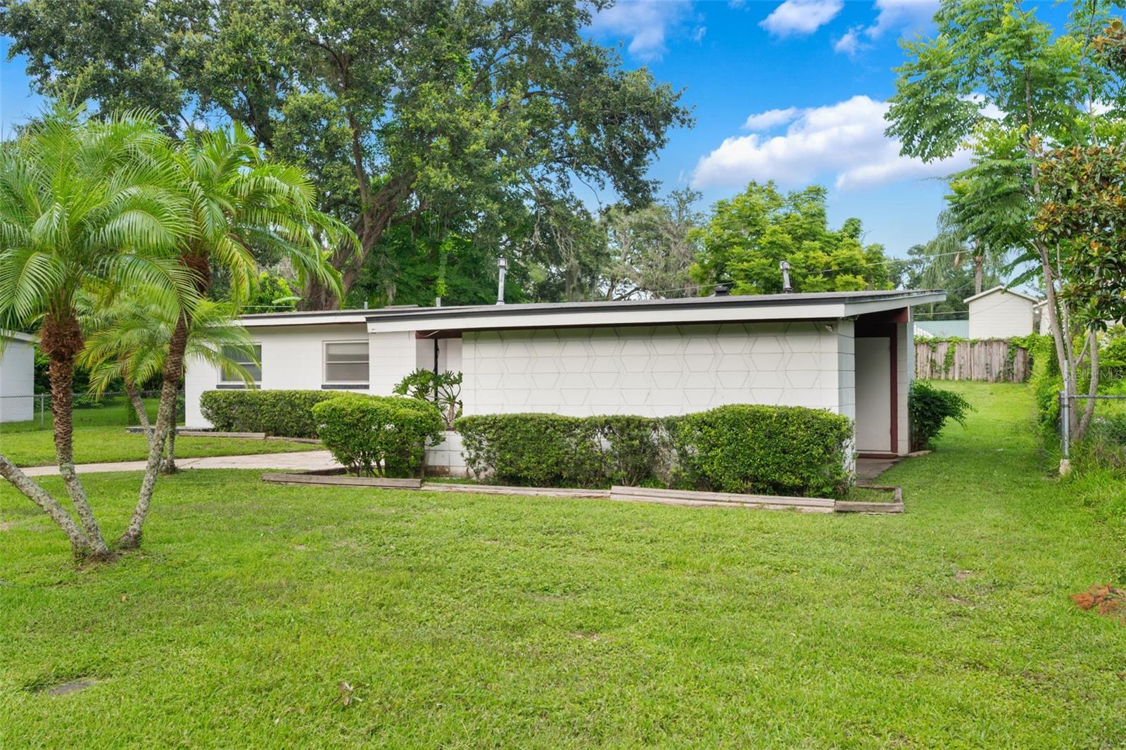 Image 2 of 21 For 209 Wilmer Avenue