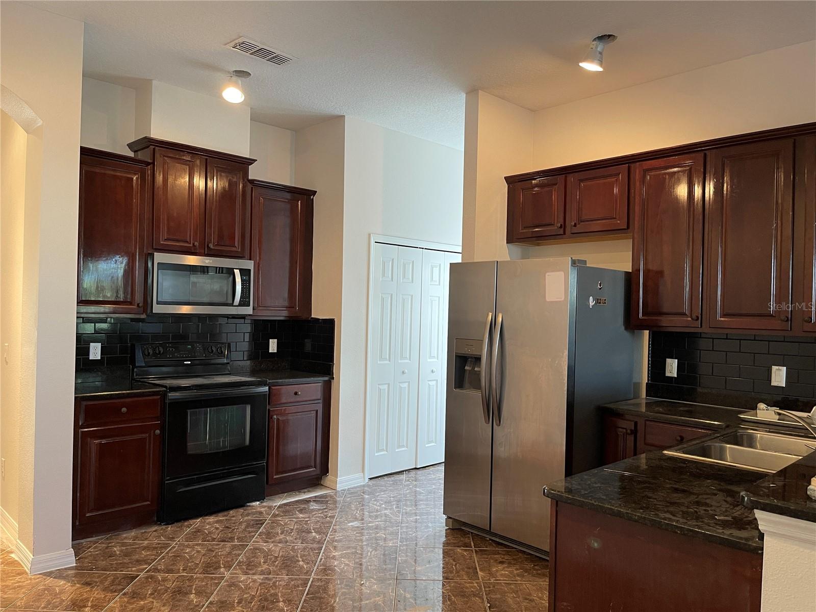 Image 10 of 21 For 13351 Zori Lane