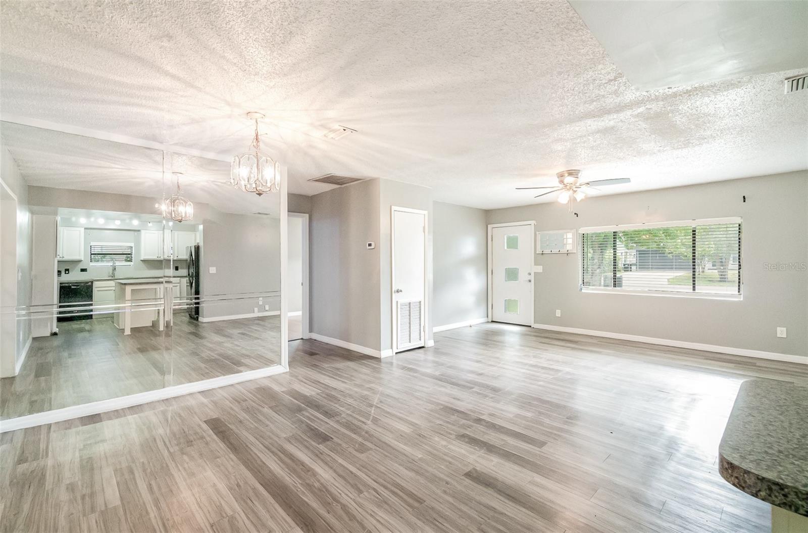 Image 4 of 15 For 1422 Russell Avenue