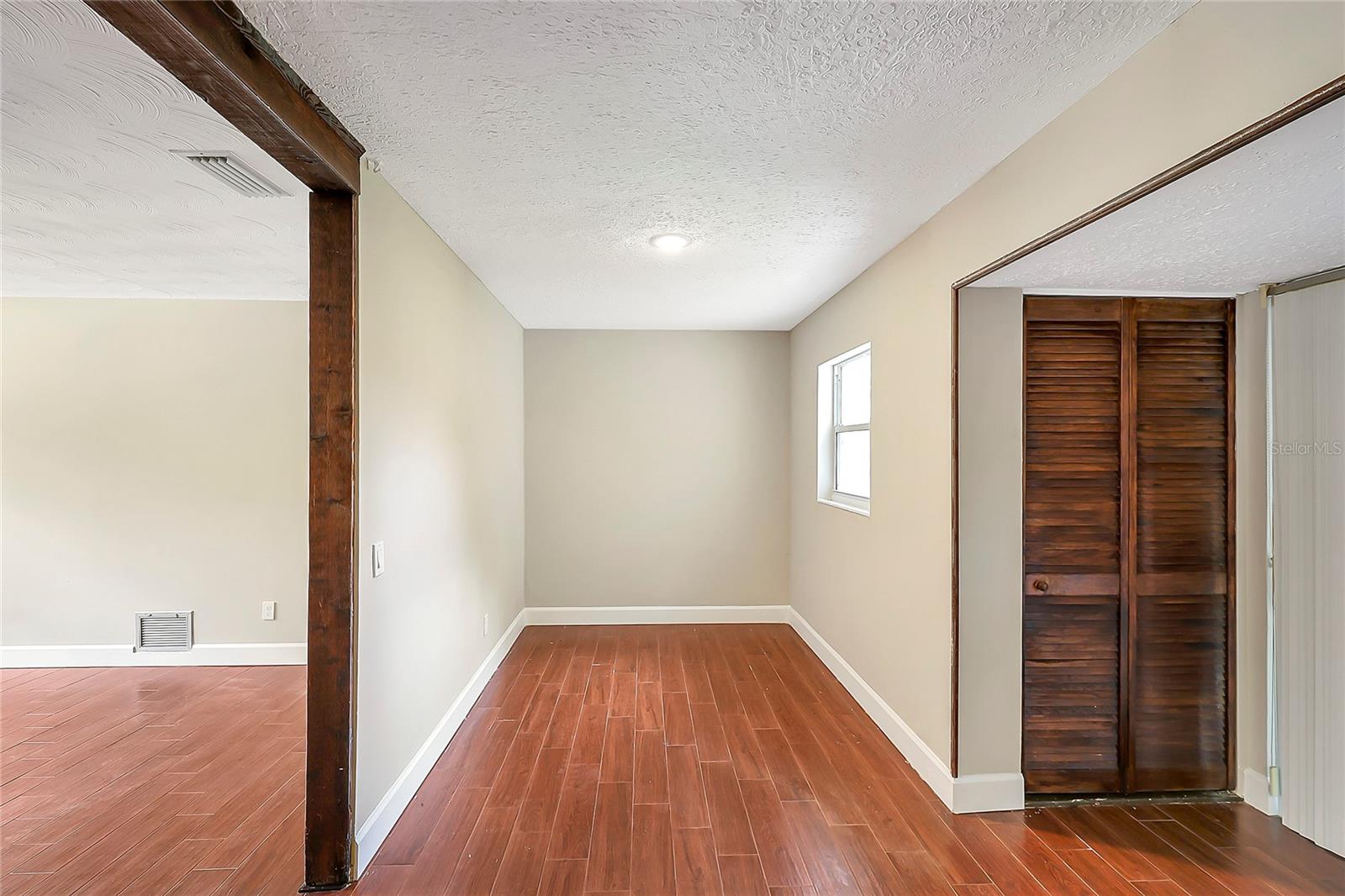 Image 10 of 29 For 1204 Marie Avenue