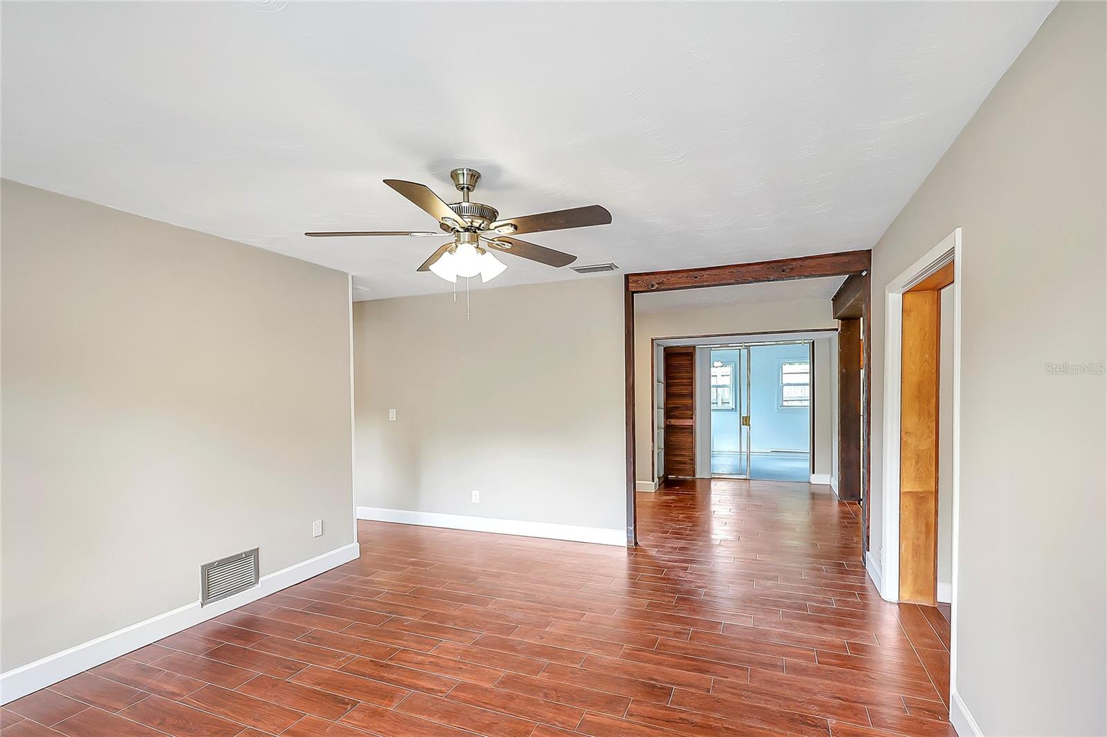 Image 4 of 29 For 1204 Marie Avenue
