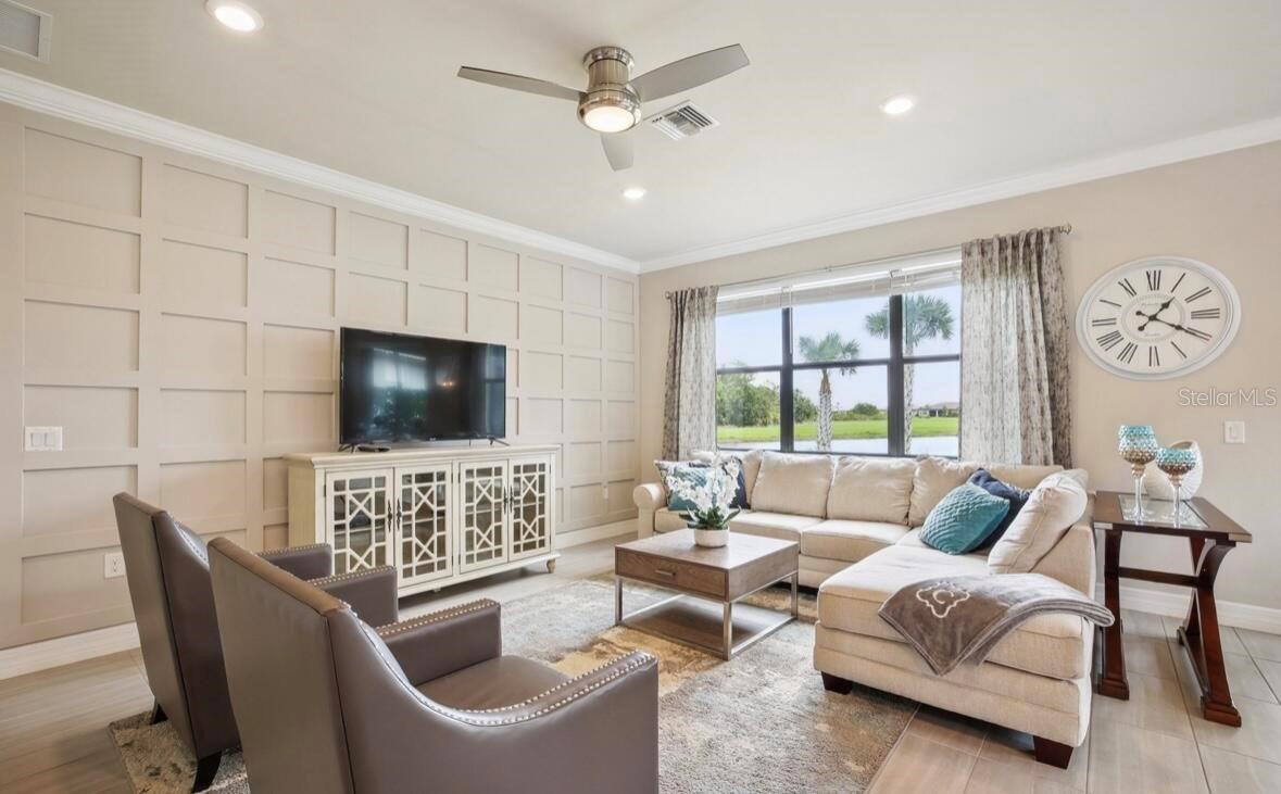 Image 3 of 25 For 13084 Rinella Street