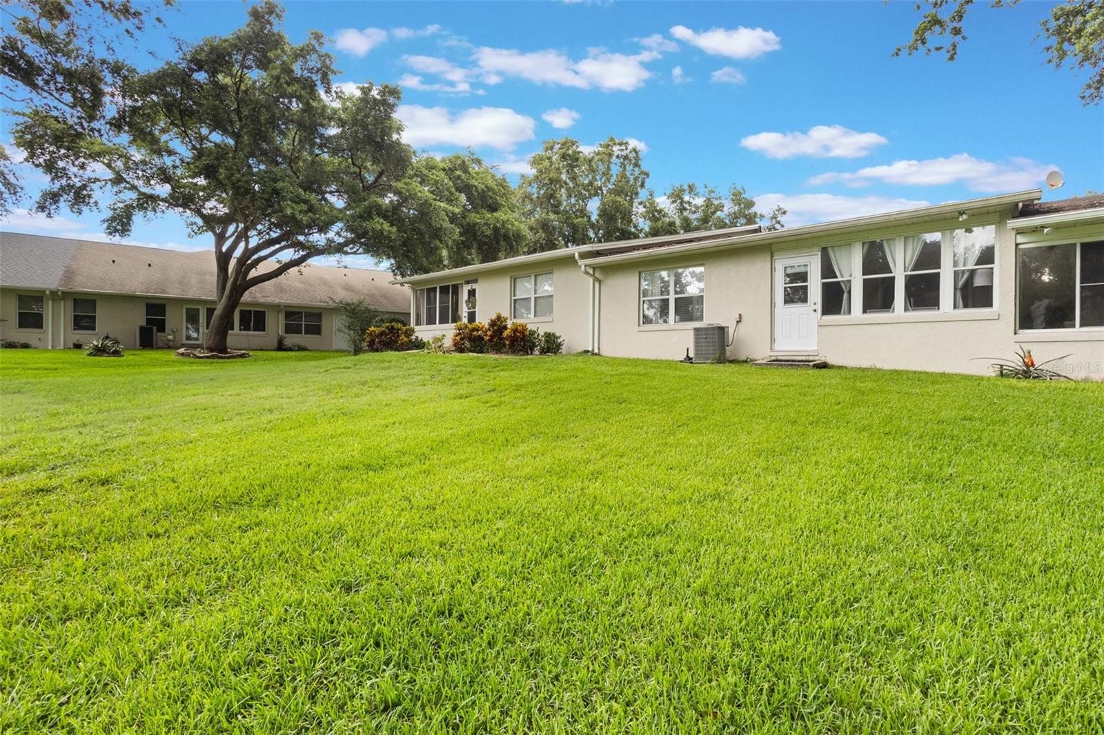 Image 28 of 37 For 8932 Village Green Boulevard 0