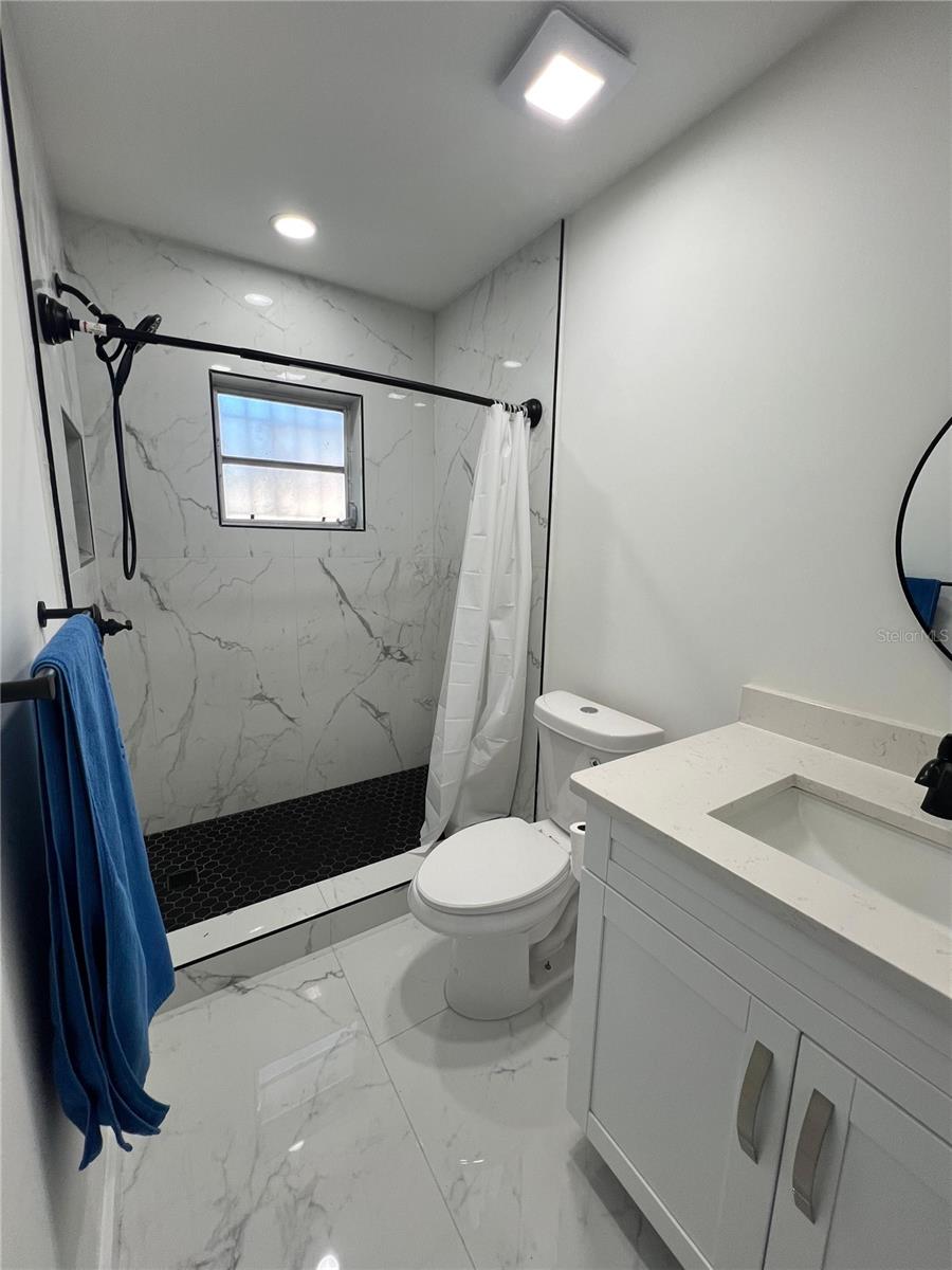 Image 22 of 55 For 1732 6th Street