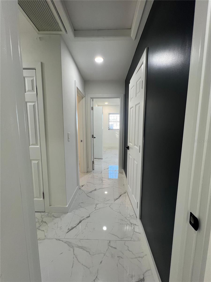 Image 46 of 55 For 1732 6th Street