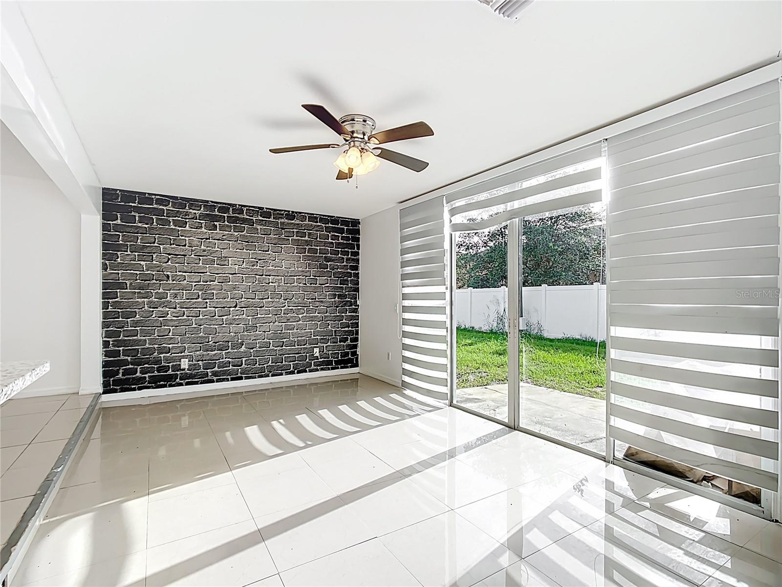 Image 15 of 42 For 709 Orchid Drive