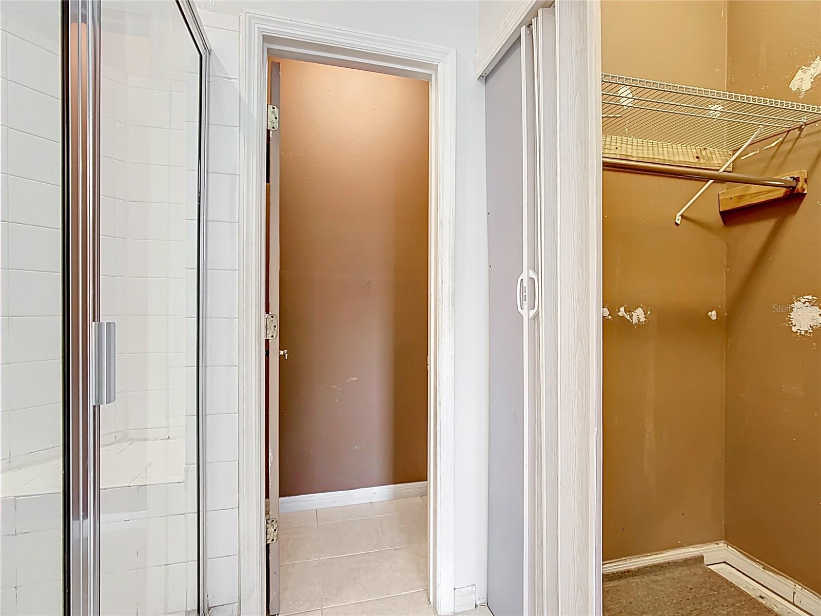 Image 31 of 42 For 709 Orchid Drive