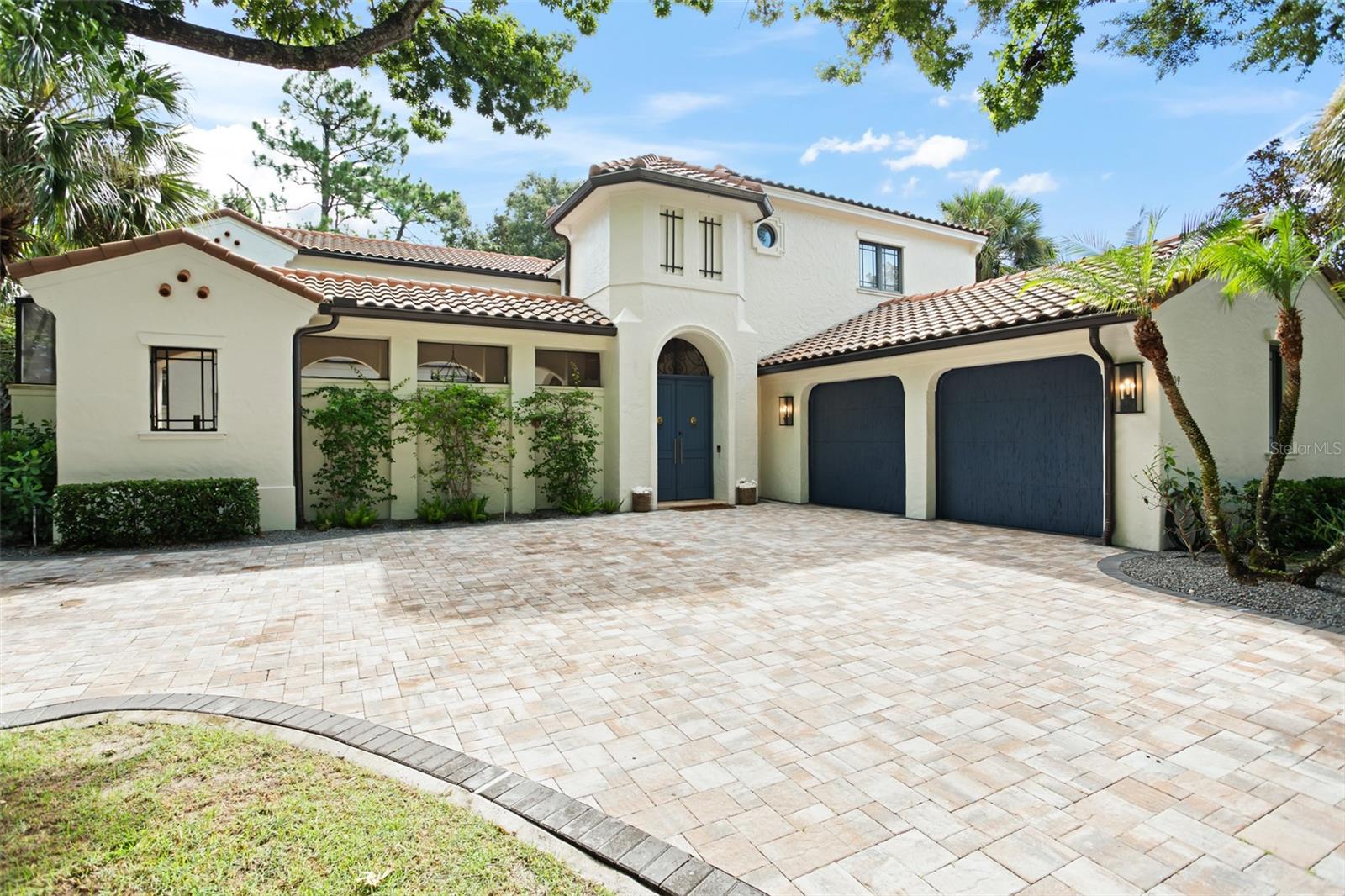 Image 2 of 55 For 9809 Covent Garden Drive