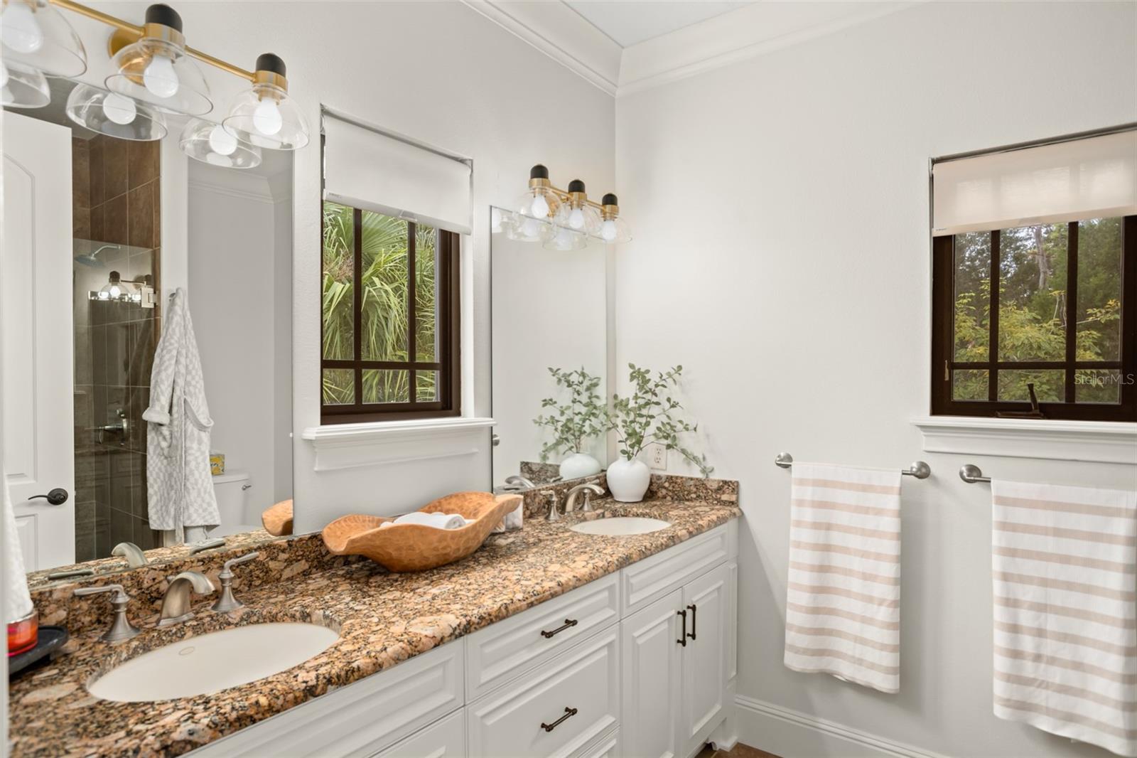 Image 38 of 55 For 9809 Covent Garden Drive