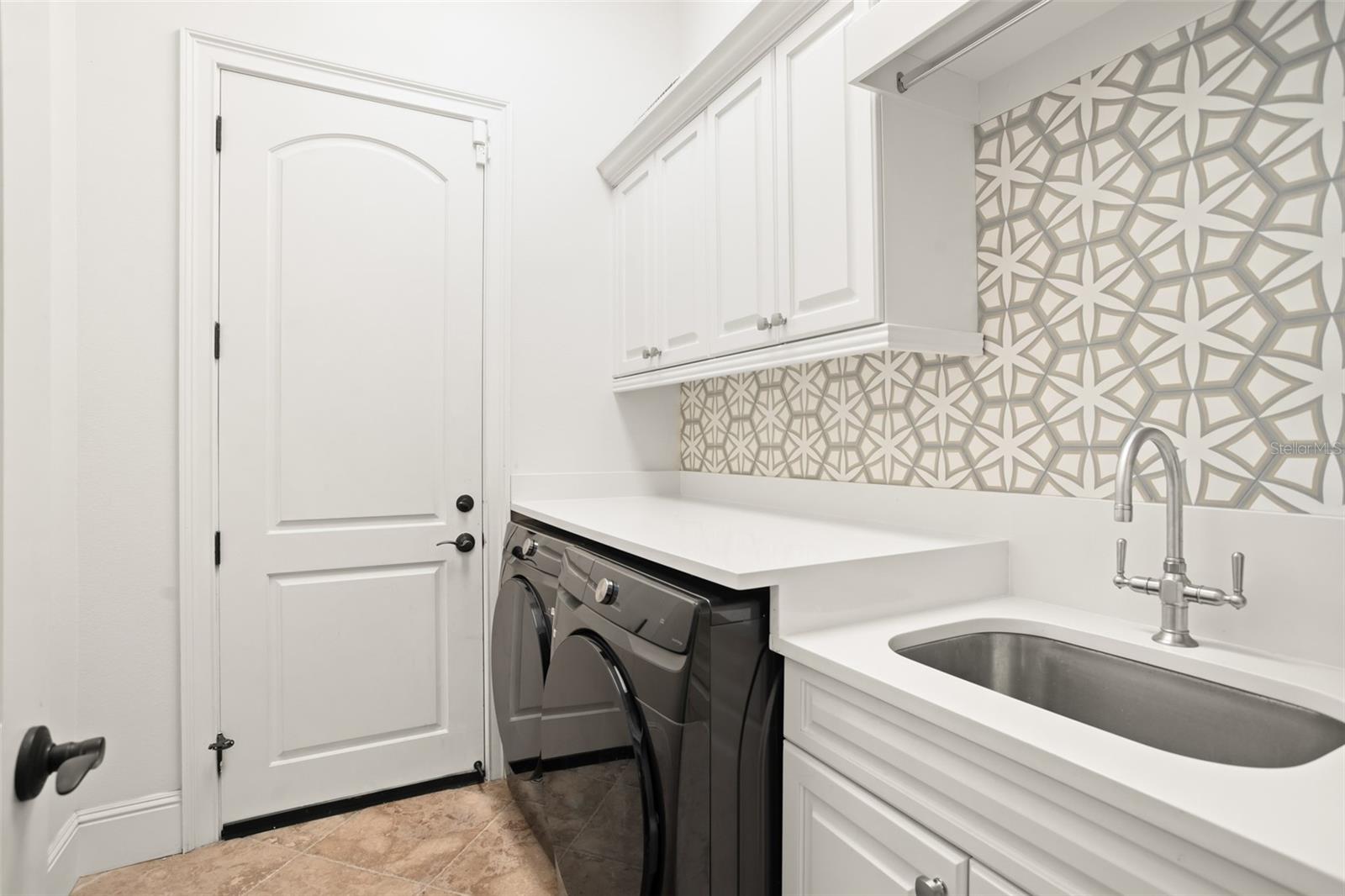 Image 48 of 55 For 9809 Covent Garden Drive