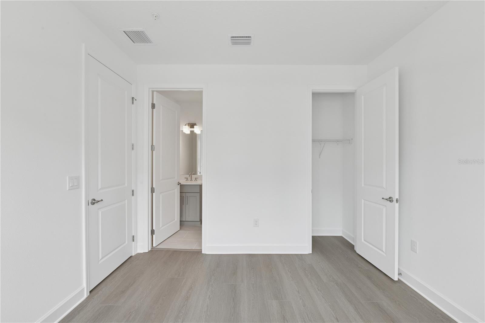 Image 4 of 29 For 2290 Brix Streets