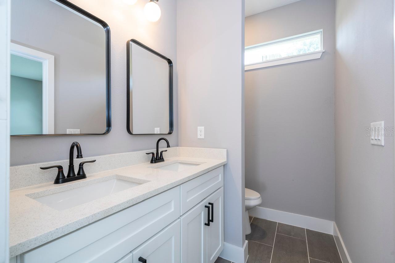 Image 13 of 15 For 4409 Gore Avenue