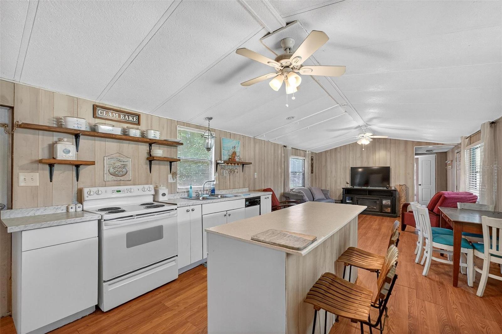 Image 7 of 49 For 2929 Ham Brown Rd