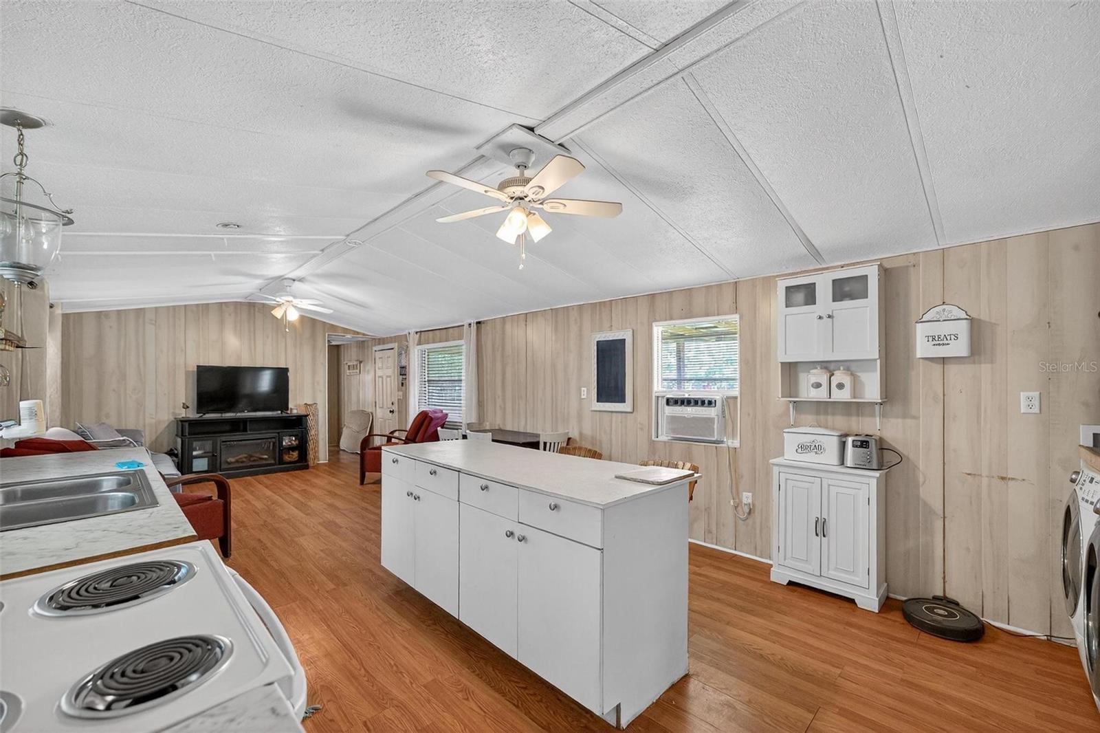 Image 8 of 49 For 2929 Ham Brown Rd
