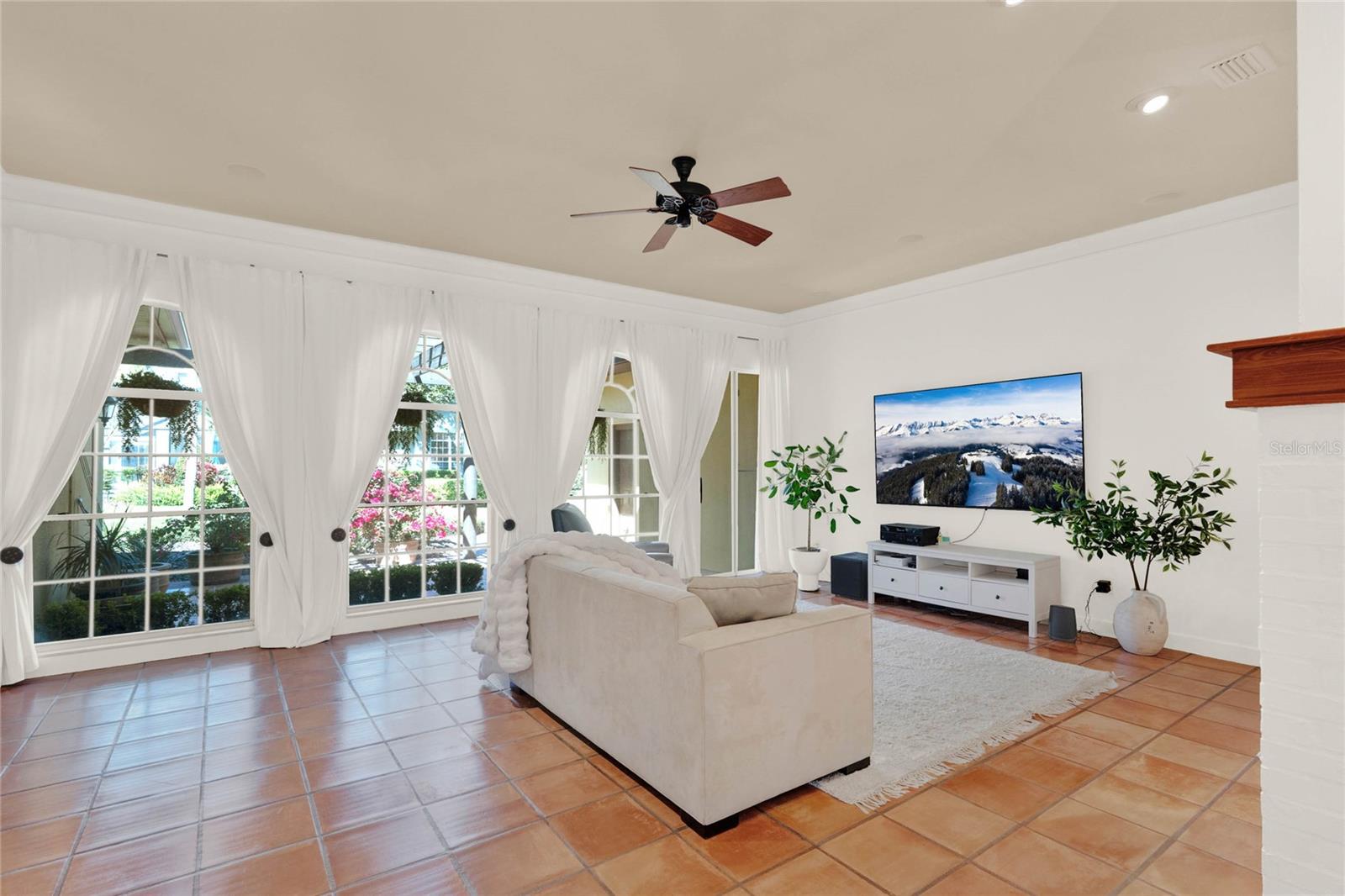 Image 21 of 63 For 3130 Butler Bay Drive N