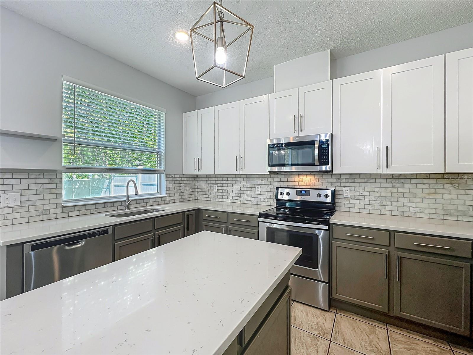 Image 10 of 64 For 9454 Candice Court