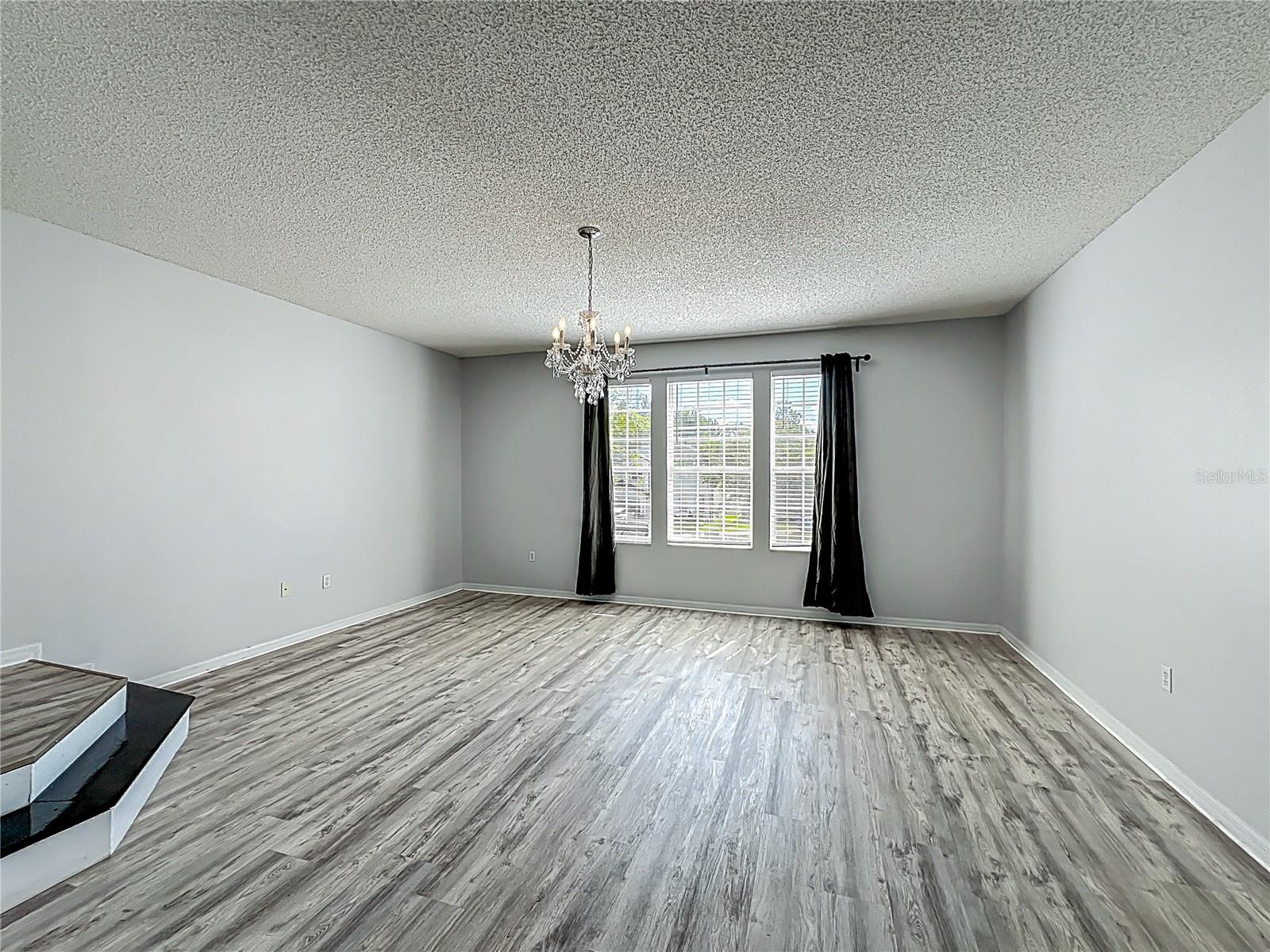 Image 33 of 64 For 9454 Candice Court