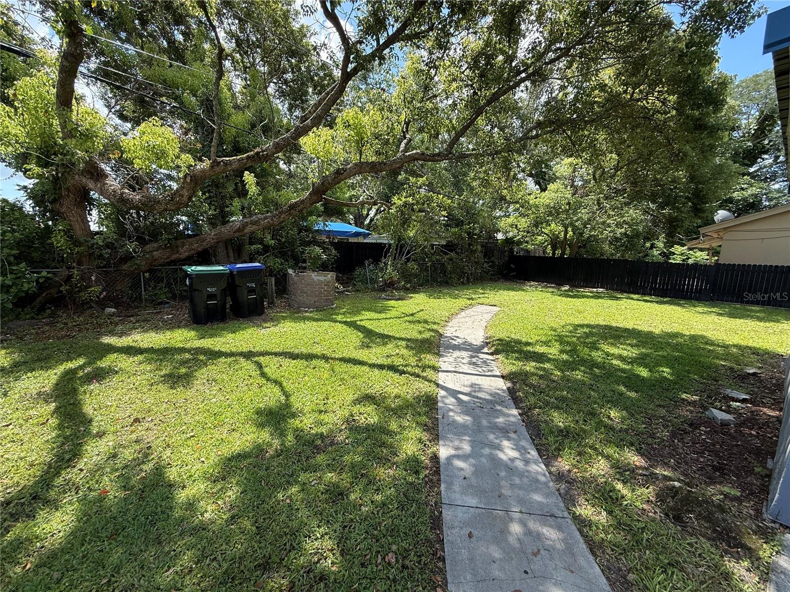 Image 21 of 22 For 7709 Ravenna Ave