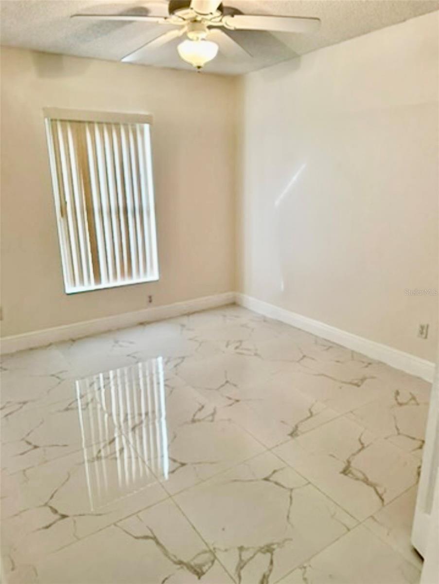 Image 4 of 10 For 12526 Ringwood Avenue