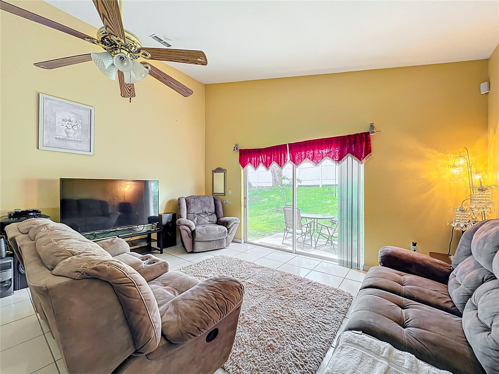 Image 17 of 52 For 7939 Riffle Lane