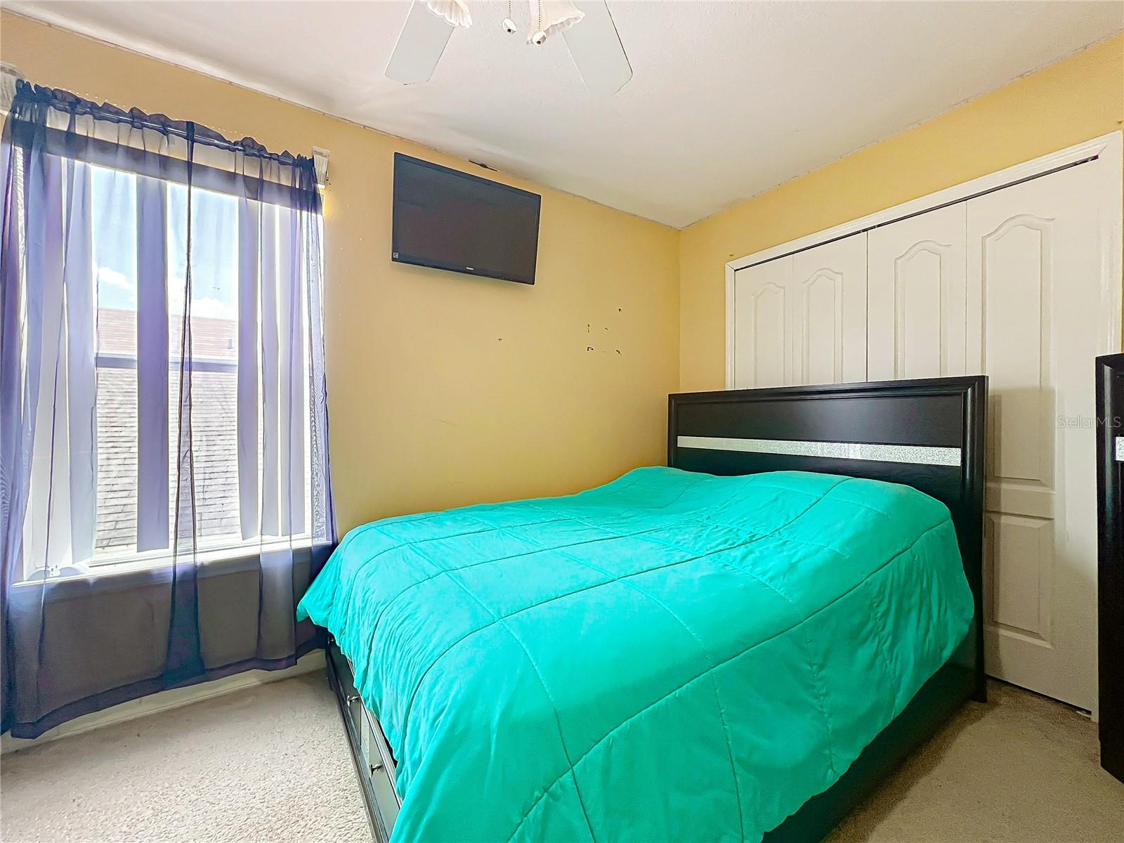 Image 33 of 52 For 7939 Riffle Lane