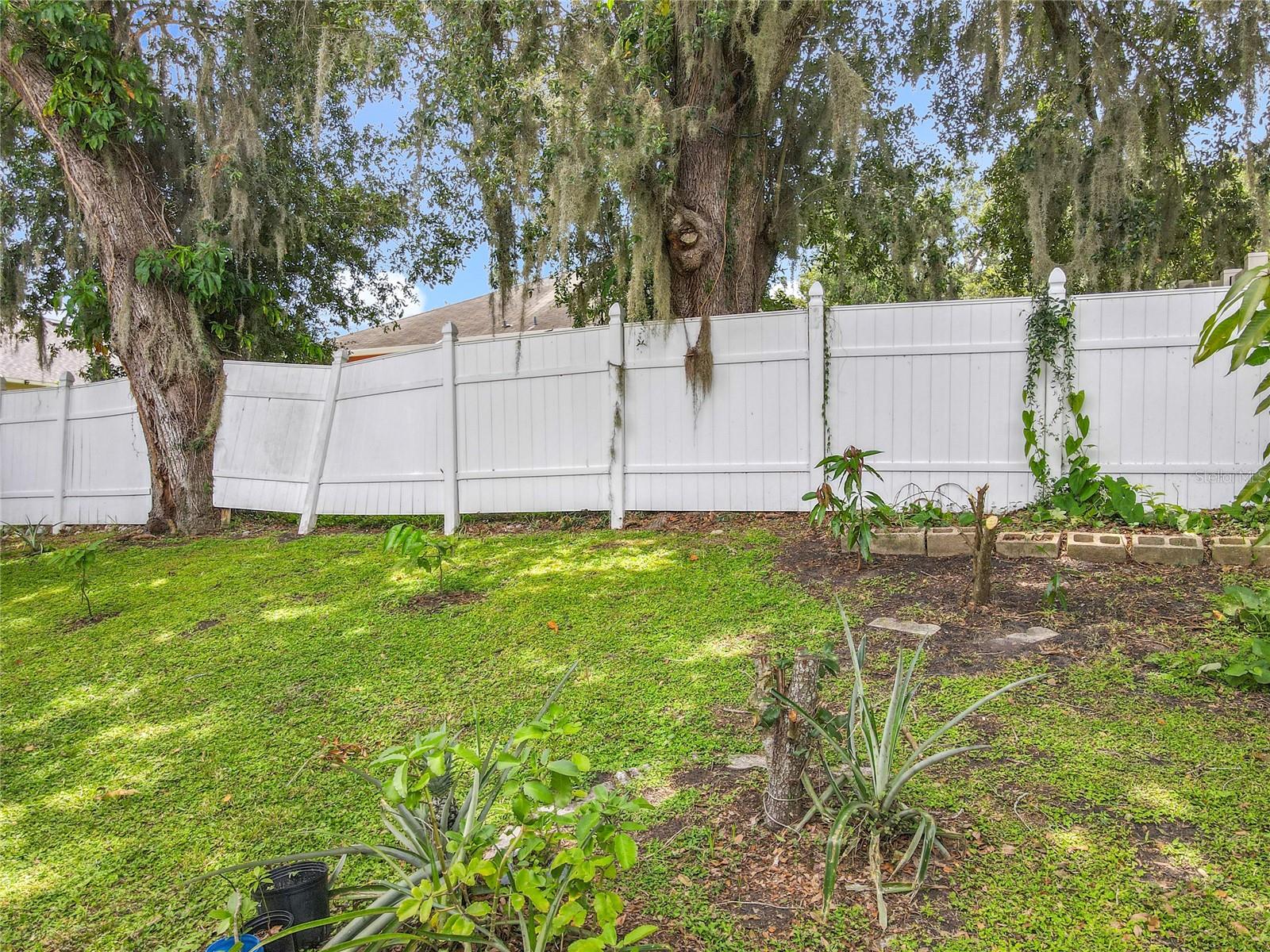 Image 41 of 52 For 7939 Riffle Lane