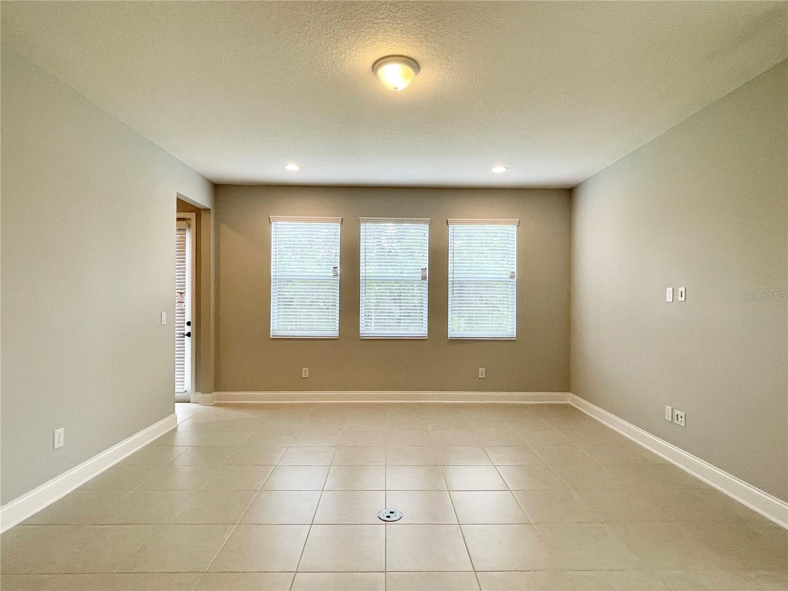Image 18 of 43 For 13773 Werrington Drive