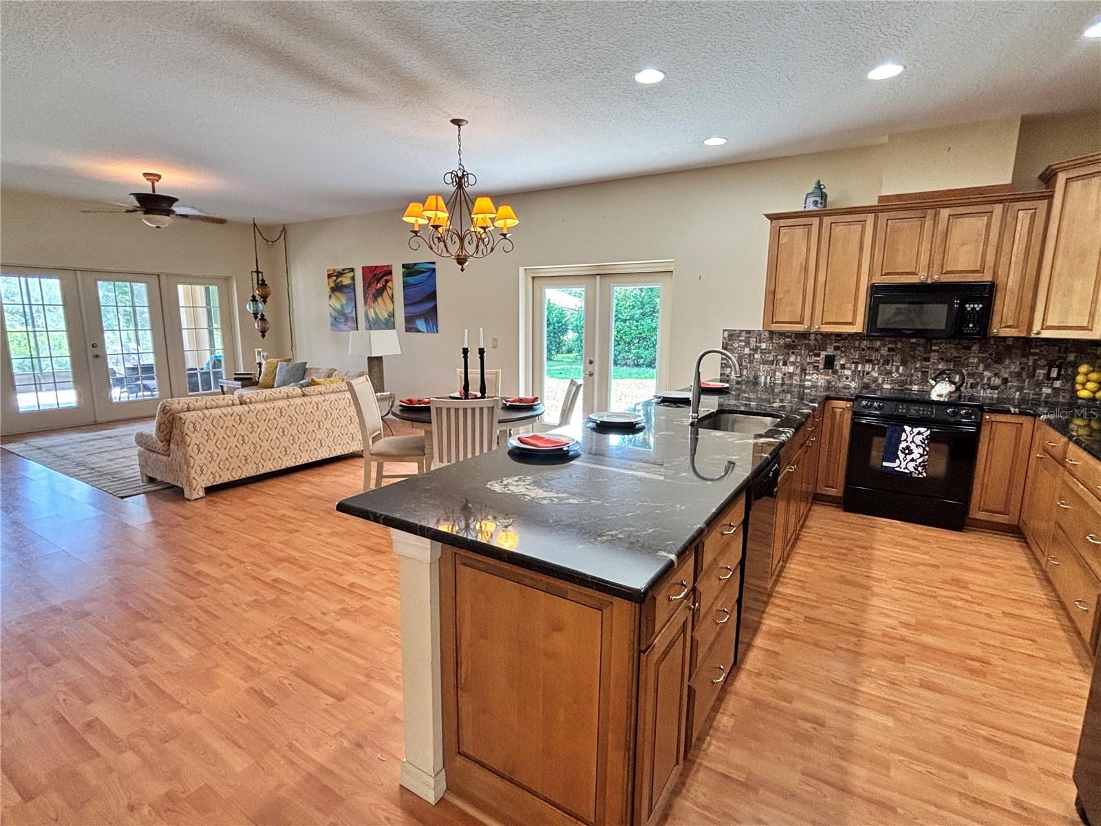 Image 5 of 45 For 22139 Scenic Ridge Court
