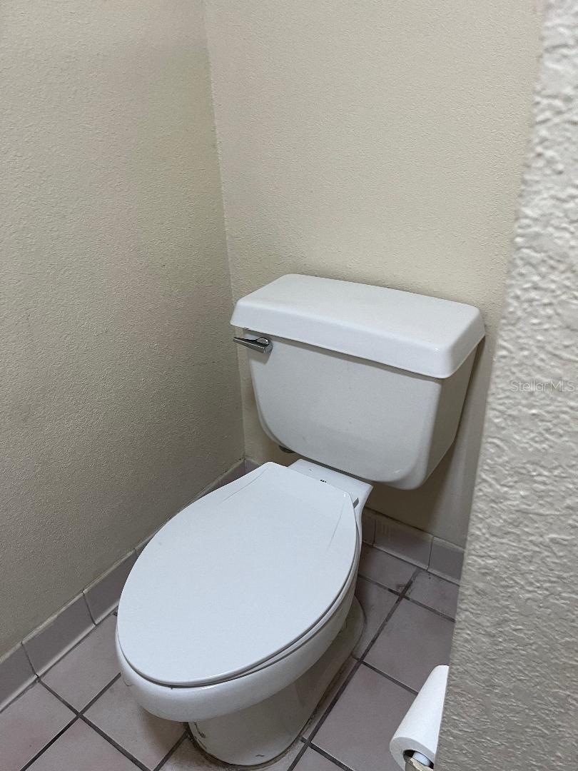 Image 10 of 10 For 8421 Orange Blossom Trail 430