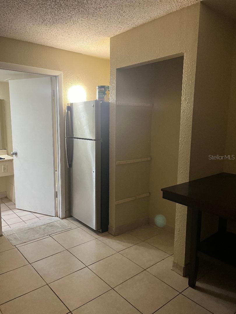 Image 3 of 10 For 8421 Orange Blossom Trail 430