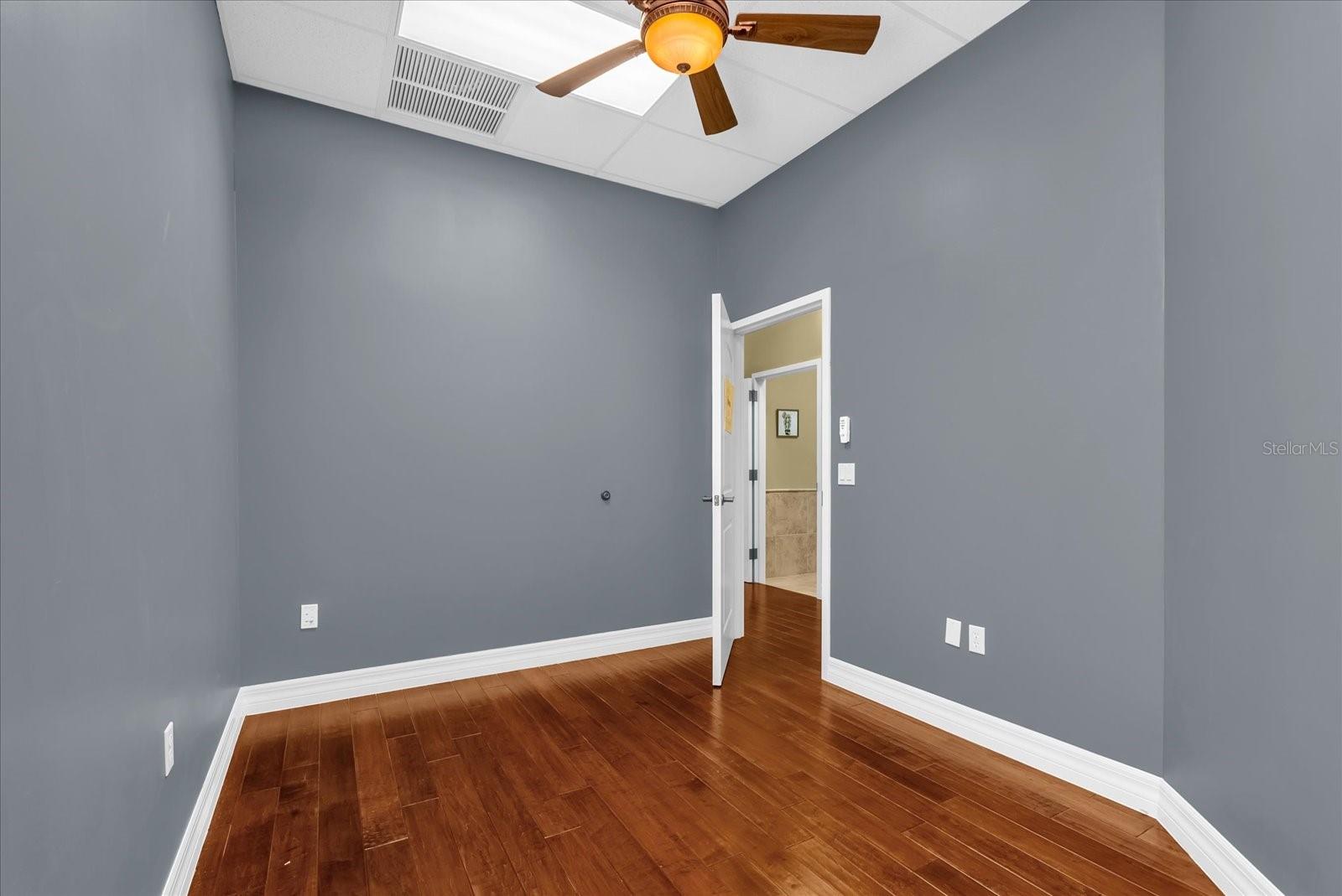 Image 21 of 26 For 3232 Lake Mary Boulevard 1410