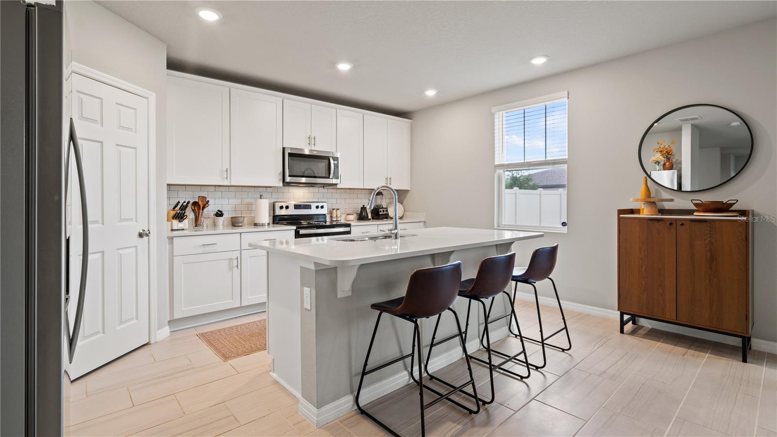 Image 6 of 36 For 5291 Meredrew Lane