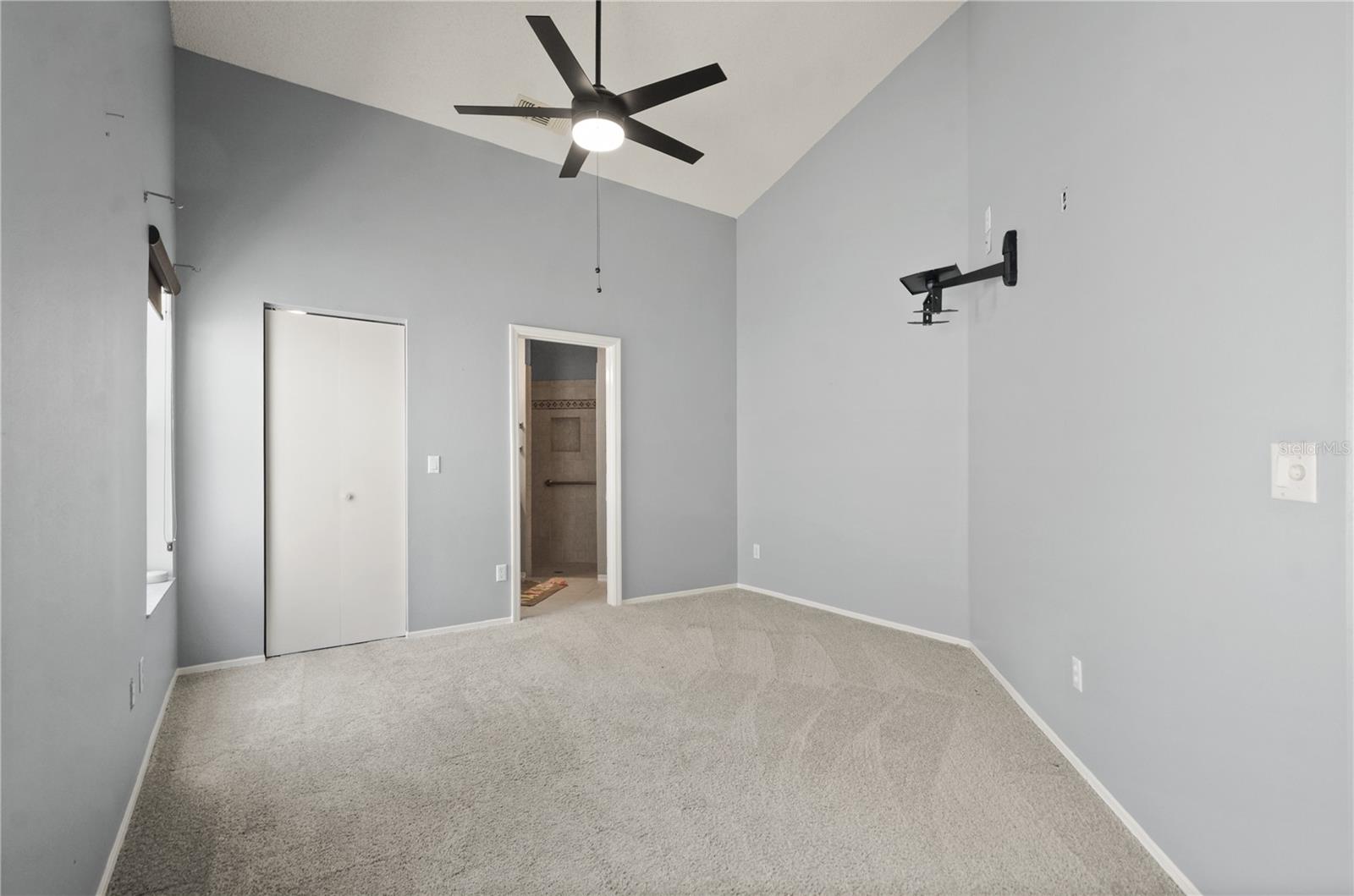 Image 13 of 25 For 10473 Glassborough Drive