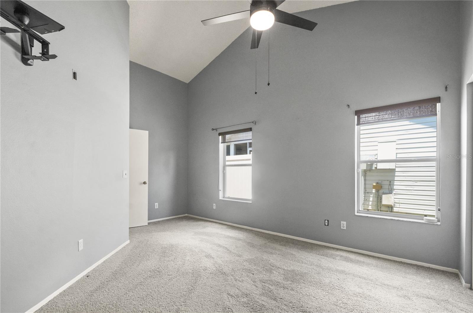Image 14 of 25 For 10473 Glassborough Drive