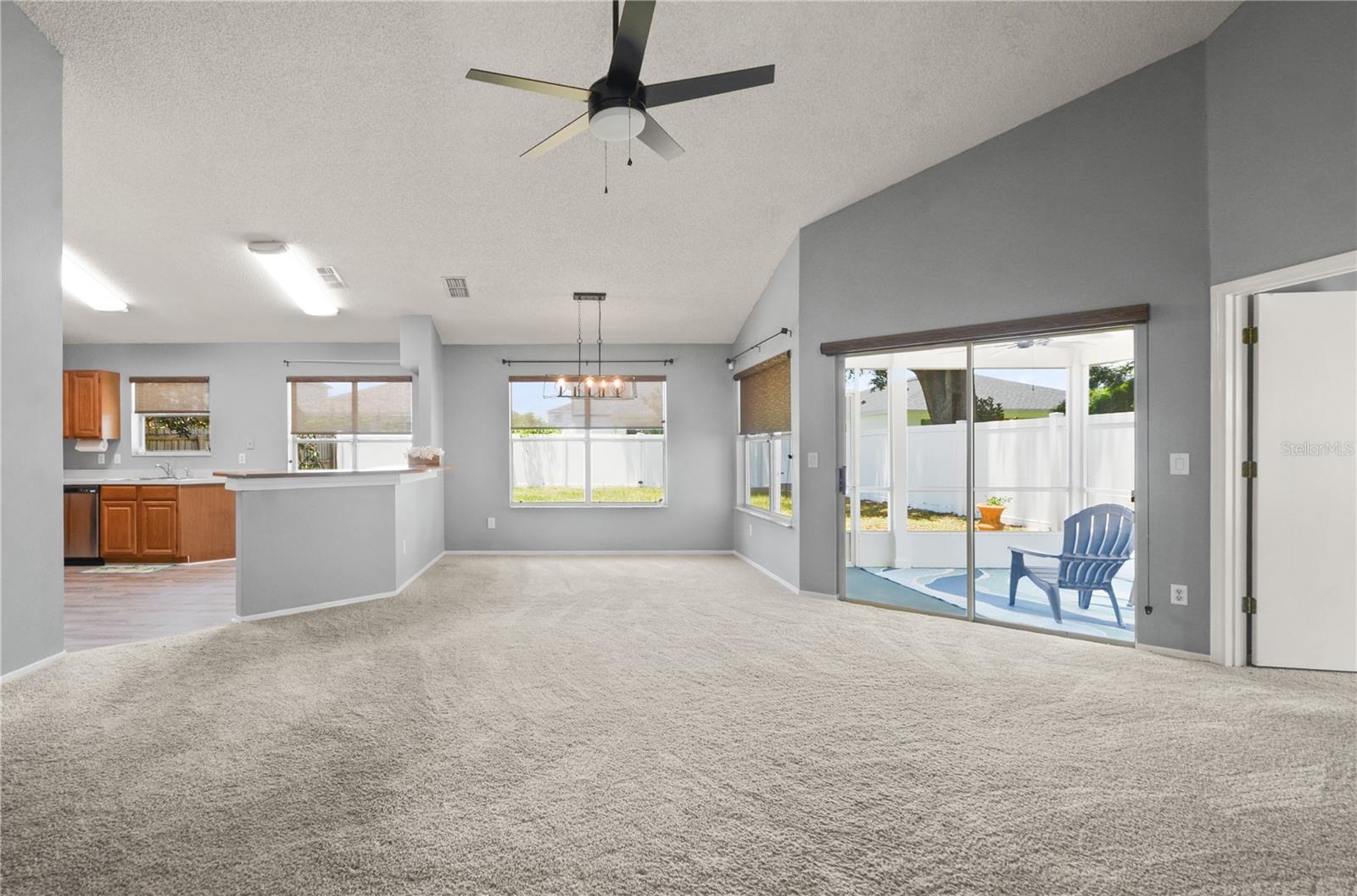 Image 4 of 25 For 10473 Glassborough Drive