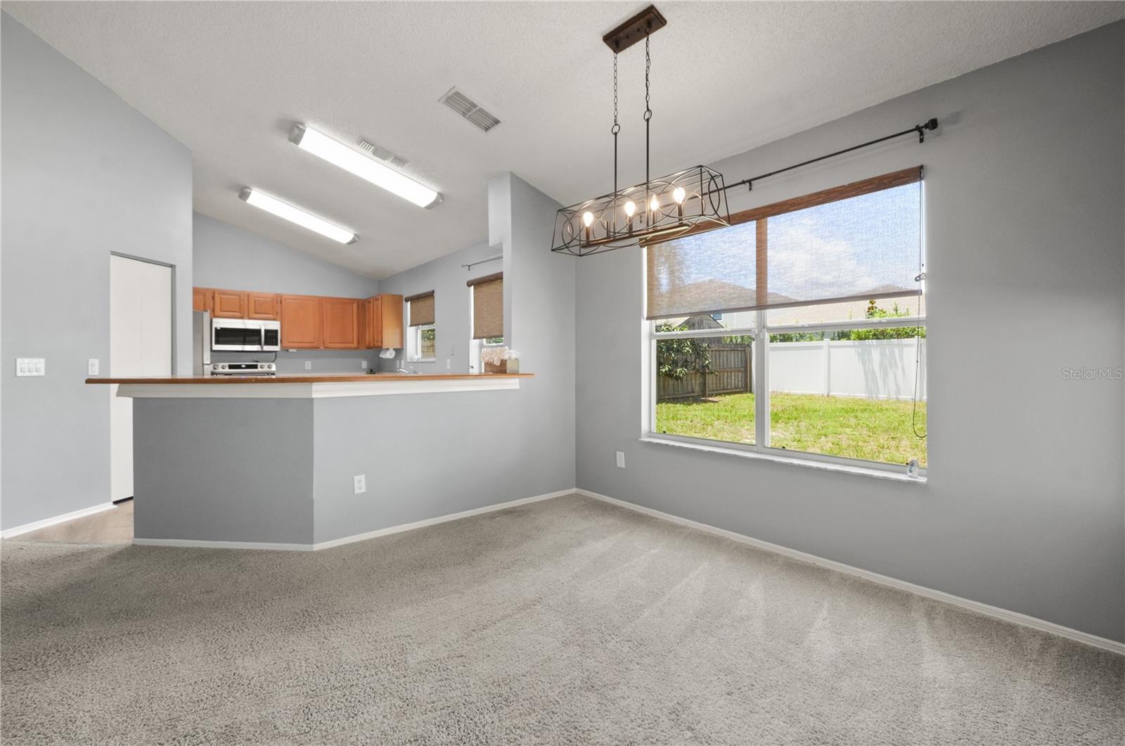 Image 6 of 25 For 10473 Glassborough Drive