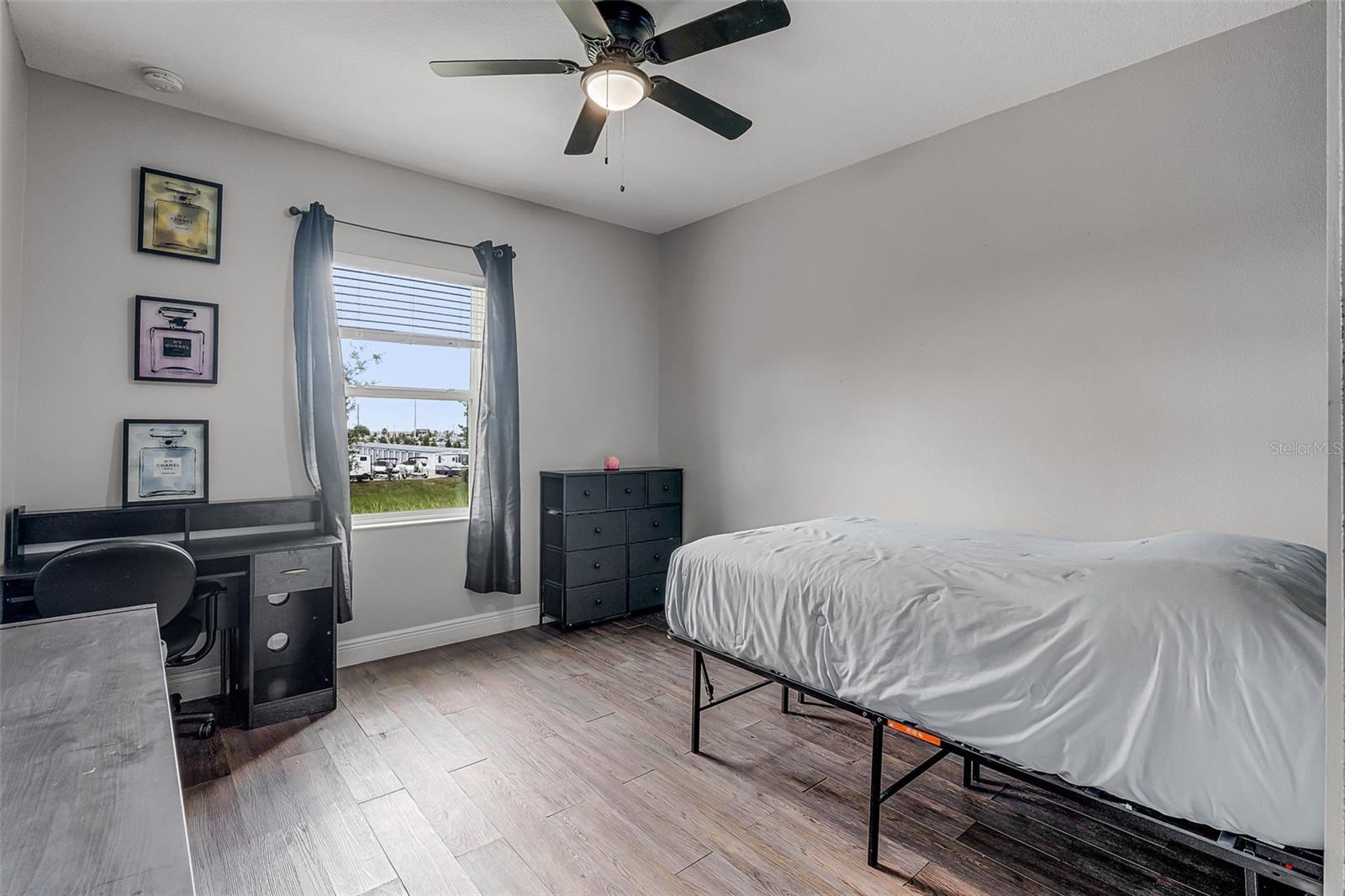 Image 16 of 54 For 17453 Chateau Pine Way