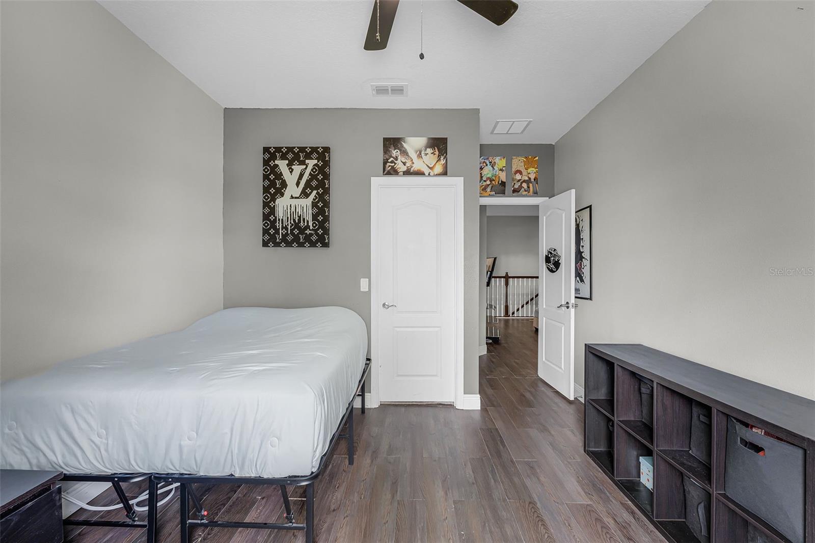 Image 17 of 54 For 17453 Chateau Pine Way