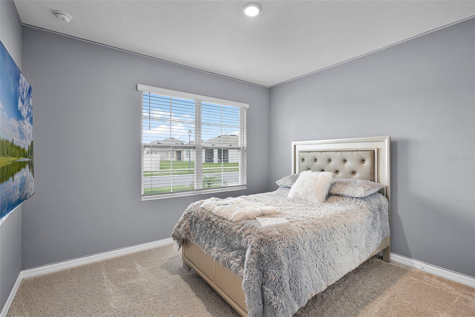 Image 12 of 18 For 1351 Fox Squirrel Drive