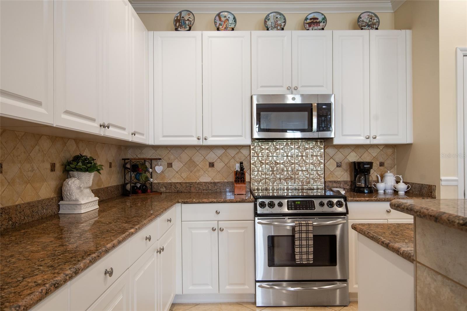 Image 16 of 67 For 4709 Fox Street